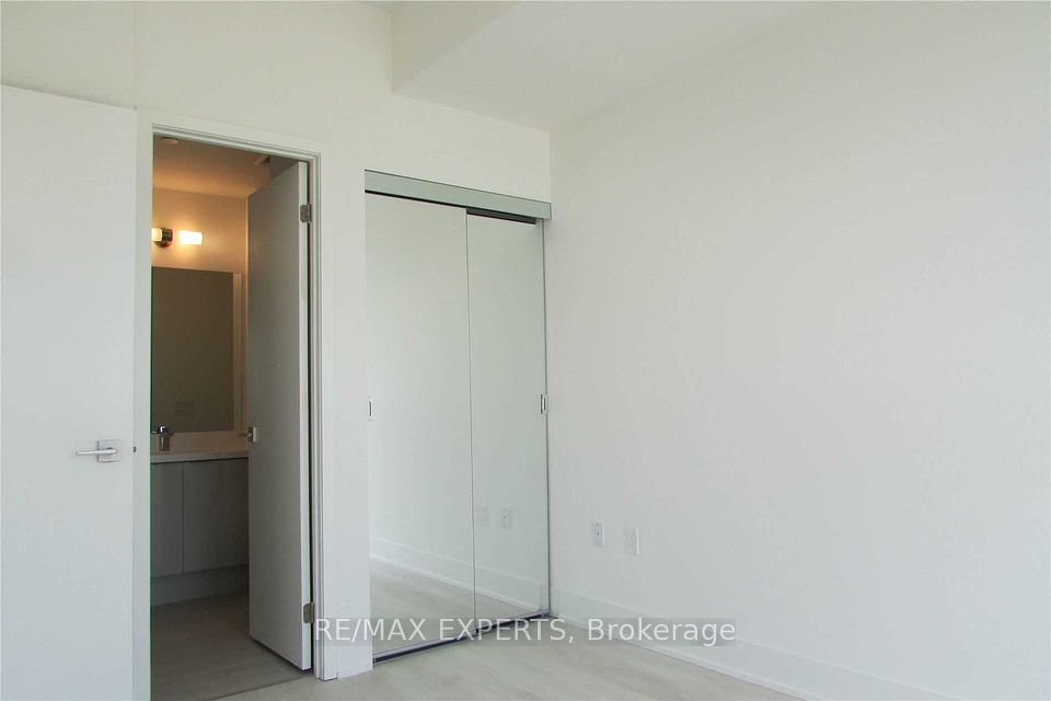 2908 Highway 7 Road 1001