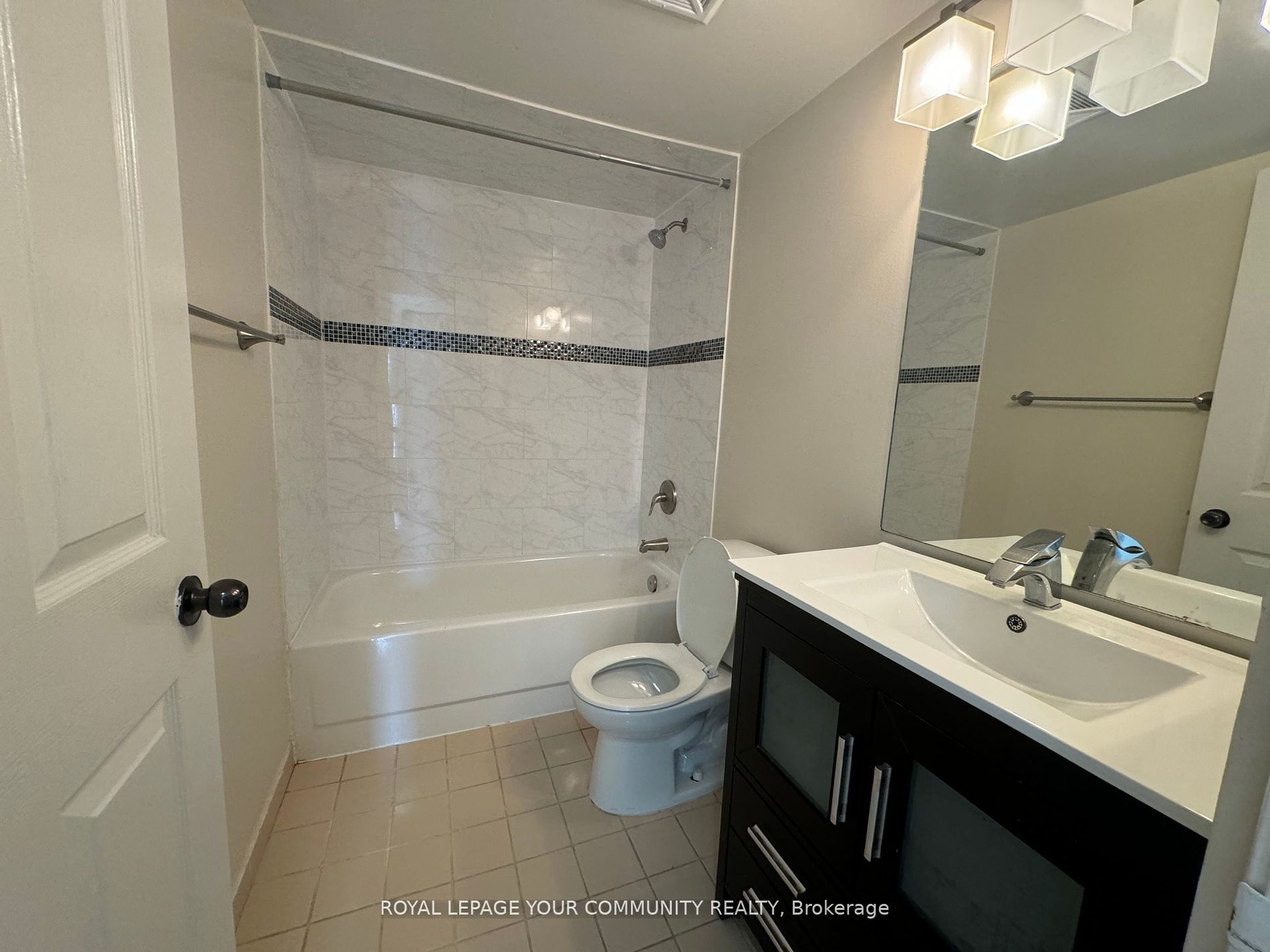 175 Cedar Avenue N, #608