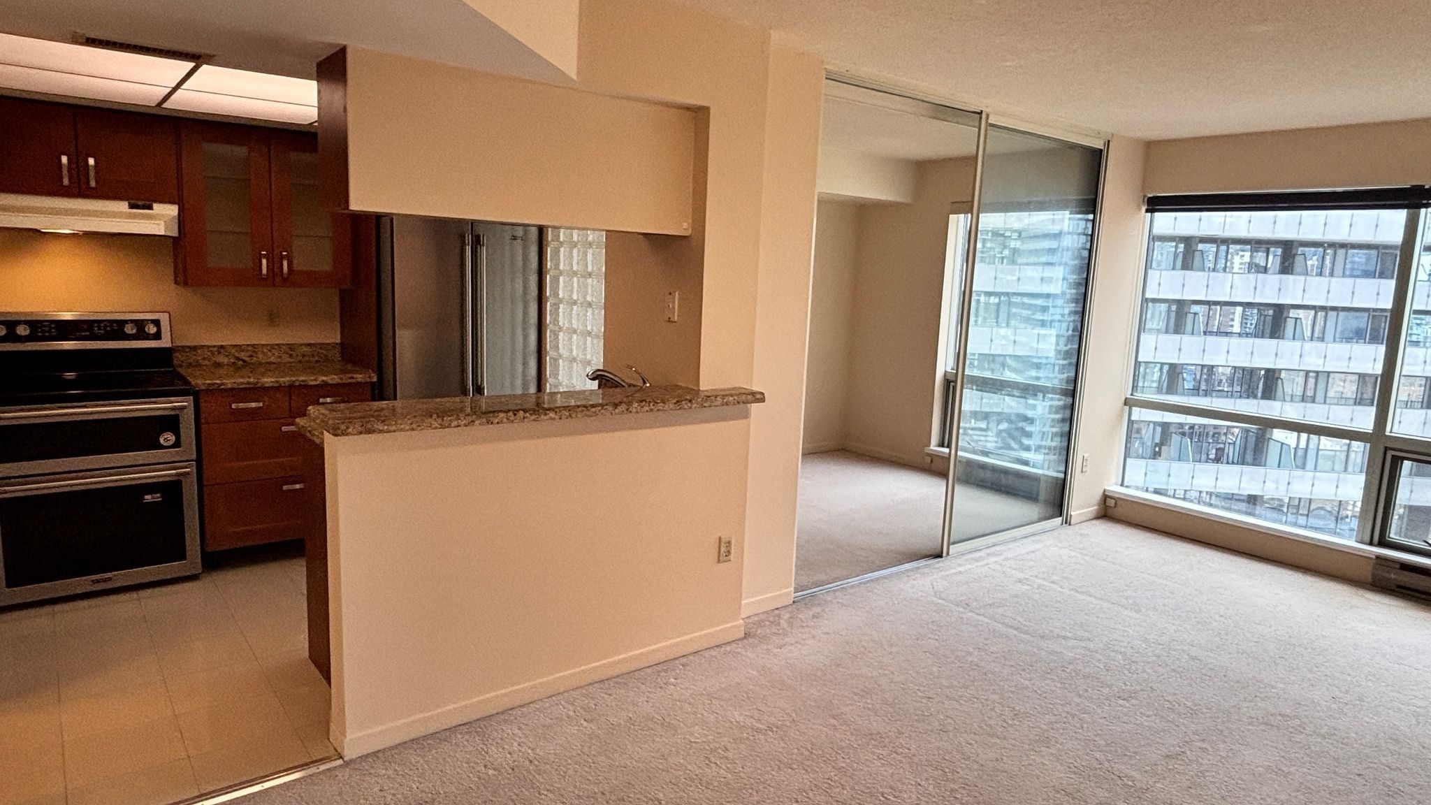 1001 Bay Street 2116