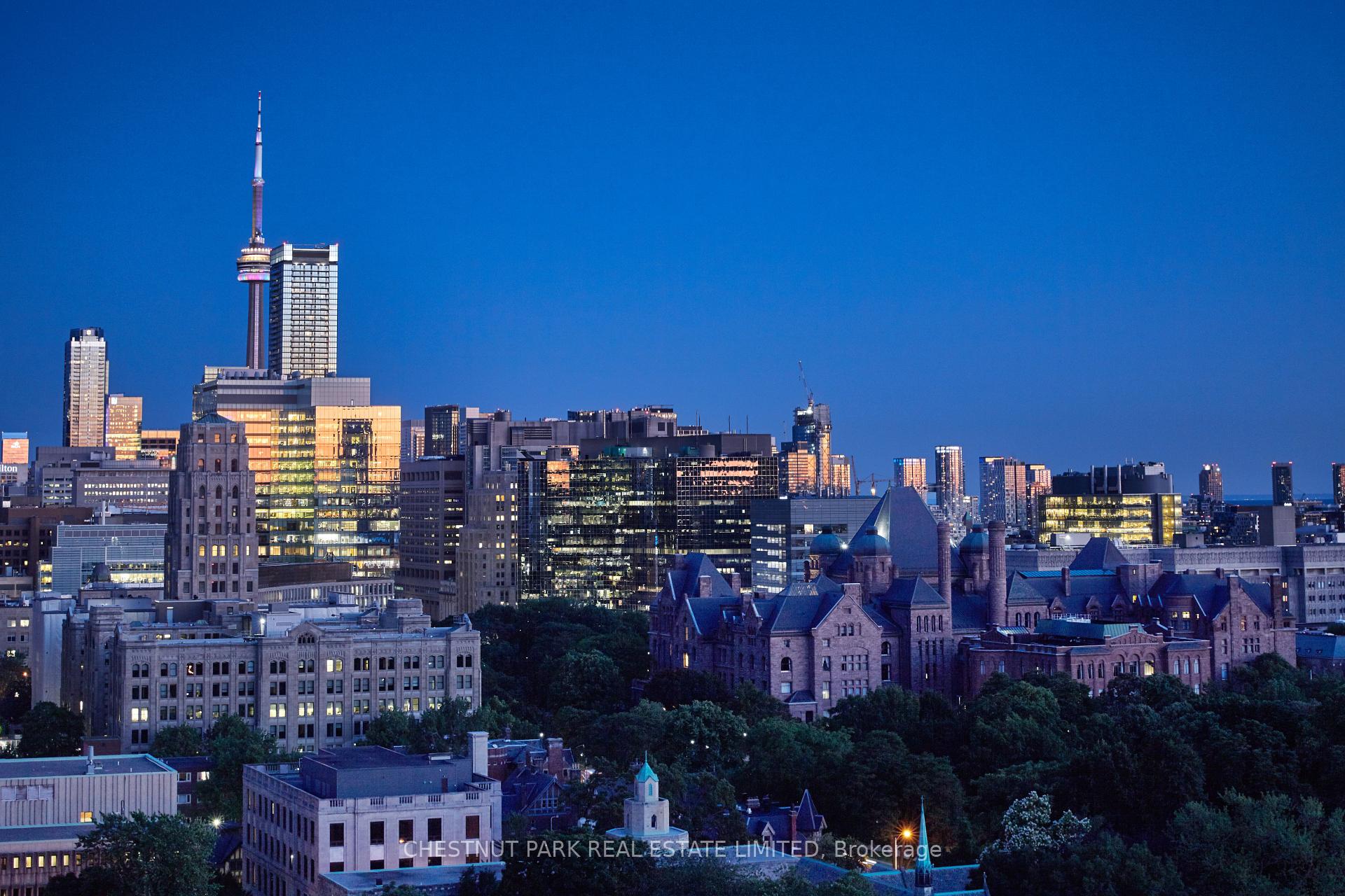 2 Bedrooms Condo at 77 Charles, Toronto For sale