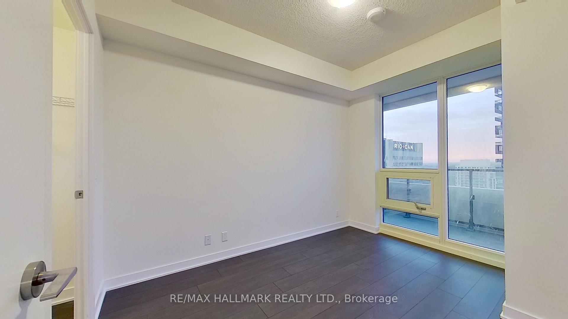 2 Bedrooms Condo at 2221 Yonge,  Toronto For sale