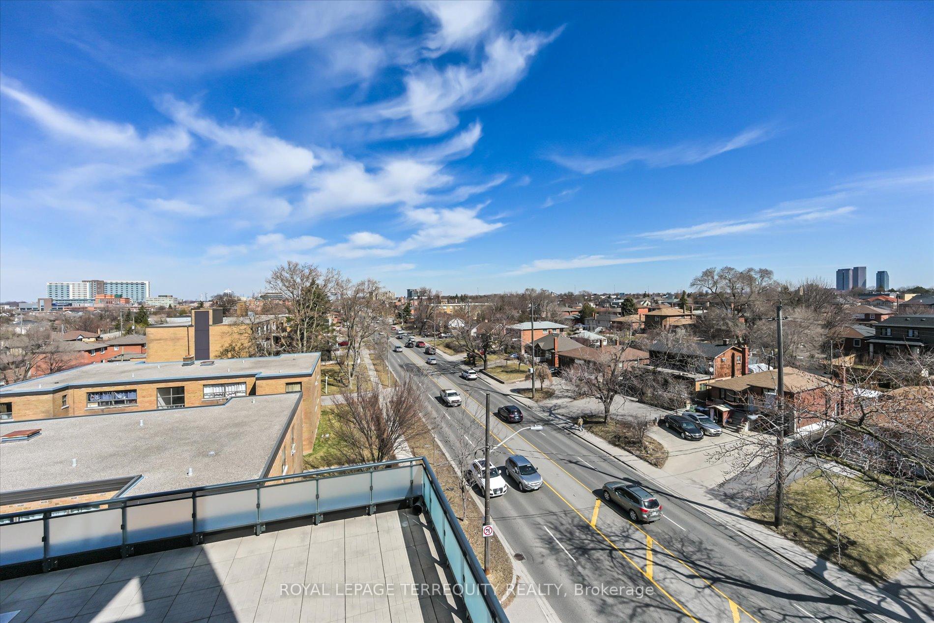 2 Bedrooms Condo at 2522 Keele, Toronto For sale