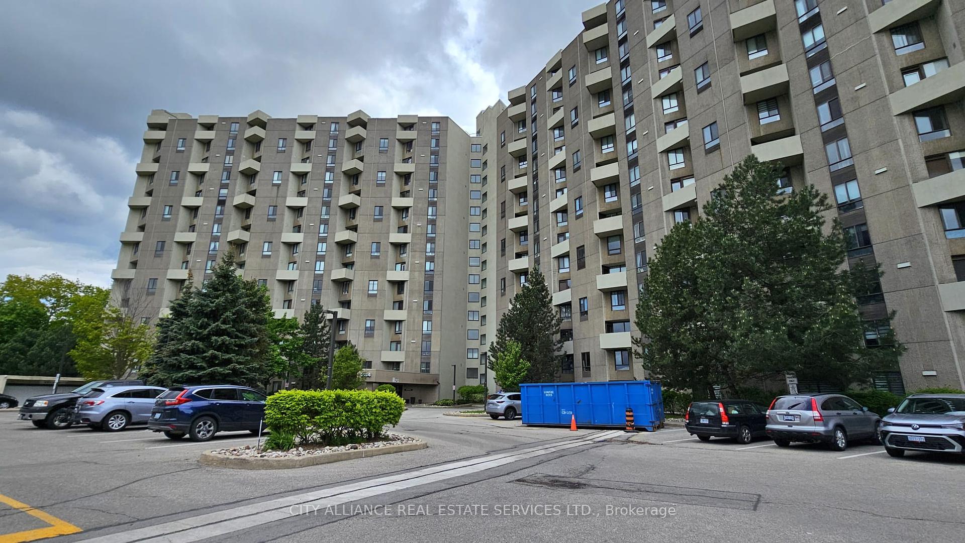 2 Bedrooms Condo at 284 Mill, Toronto For sale