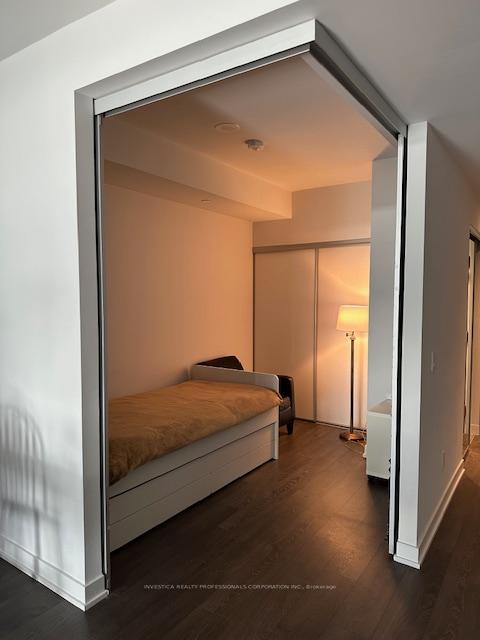 3 Bedrooms Condo at 1928 Lakeshore, Toronto For sale