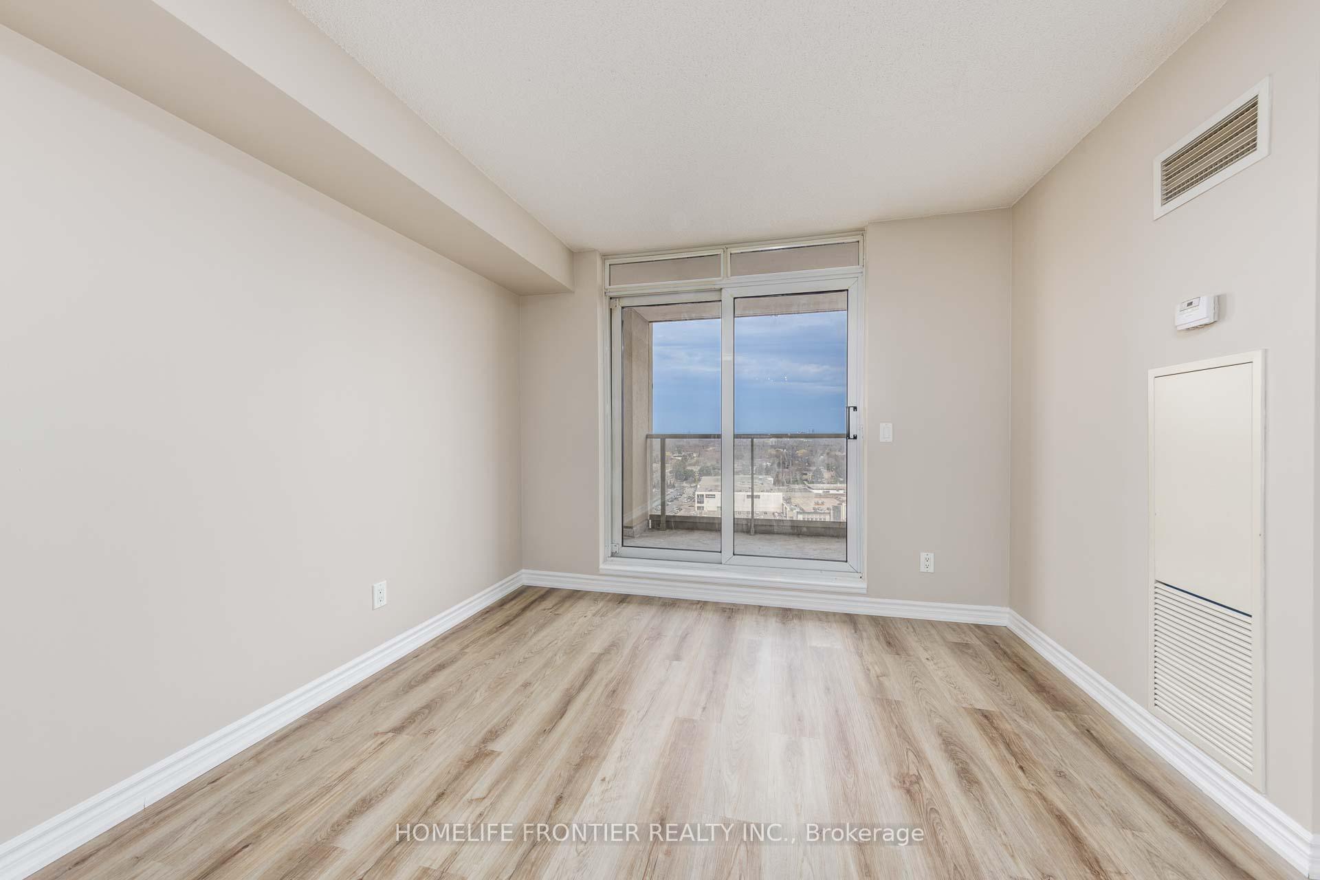 2 Bedrooms Condo at 18 Kenaston, Toronto For sale