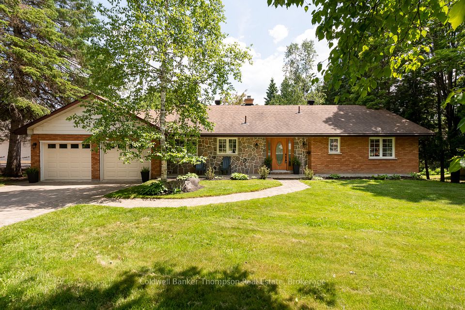 281 Echo Bay