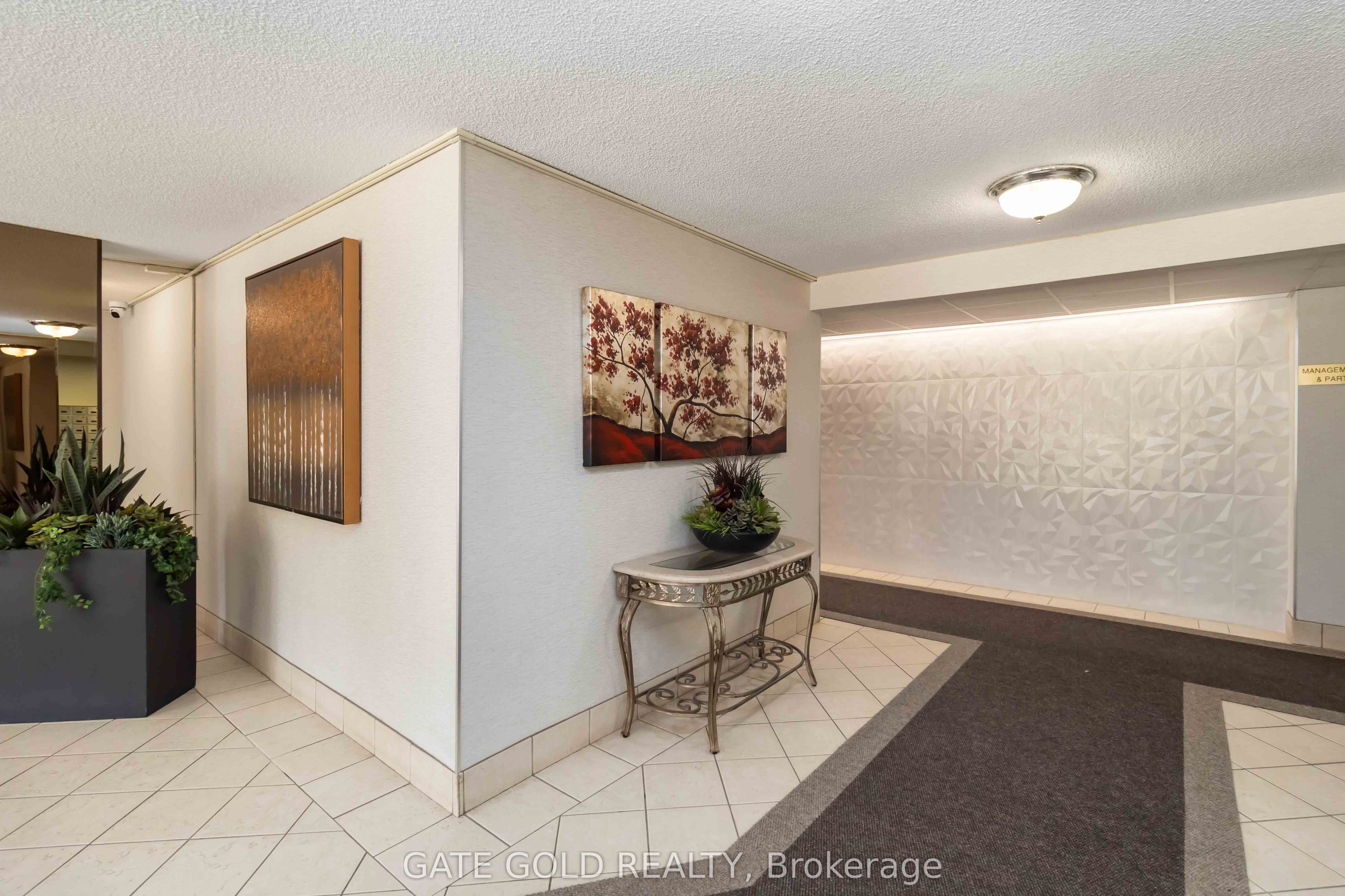 18 Knightsbridge Road, #2510