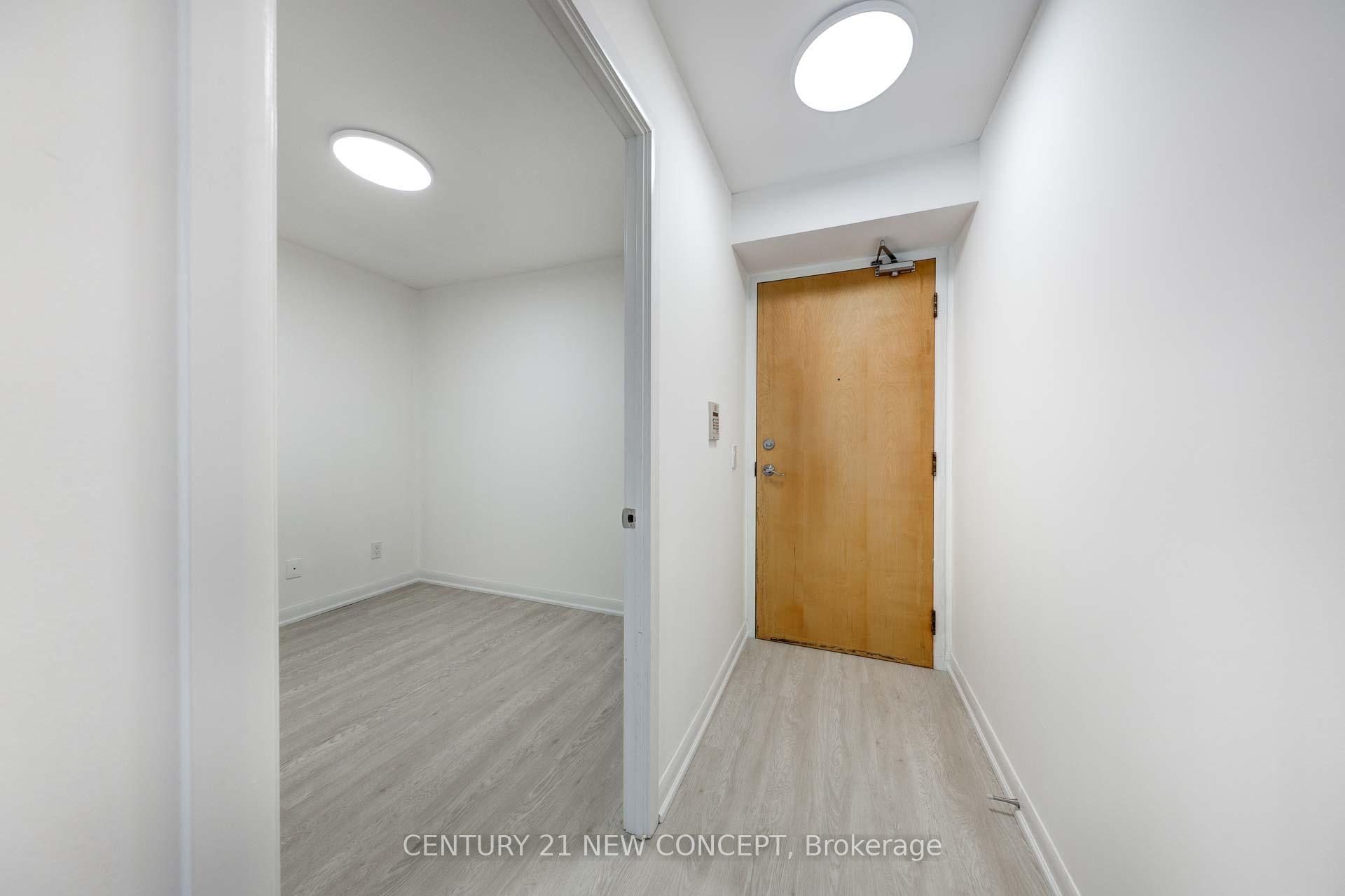 2 Bedrooms Condo at 4968 Yonge, Toronto For sale
