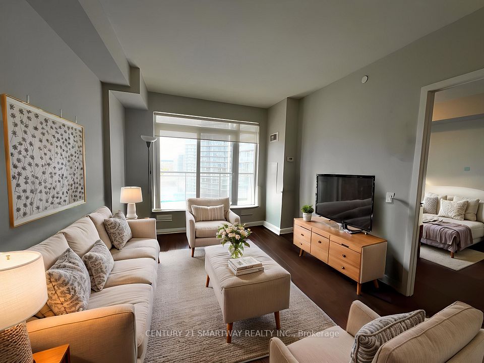 2560 Eglinton