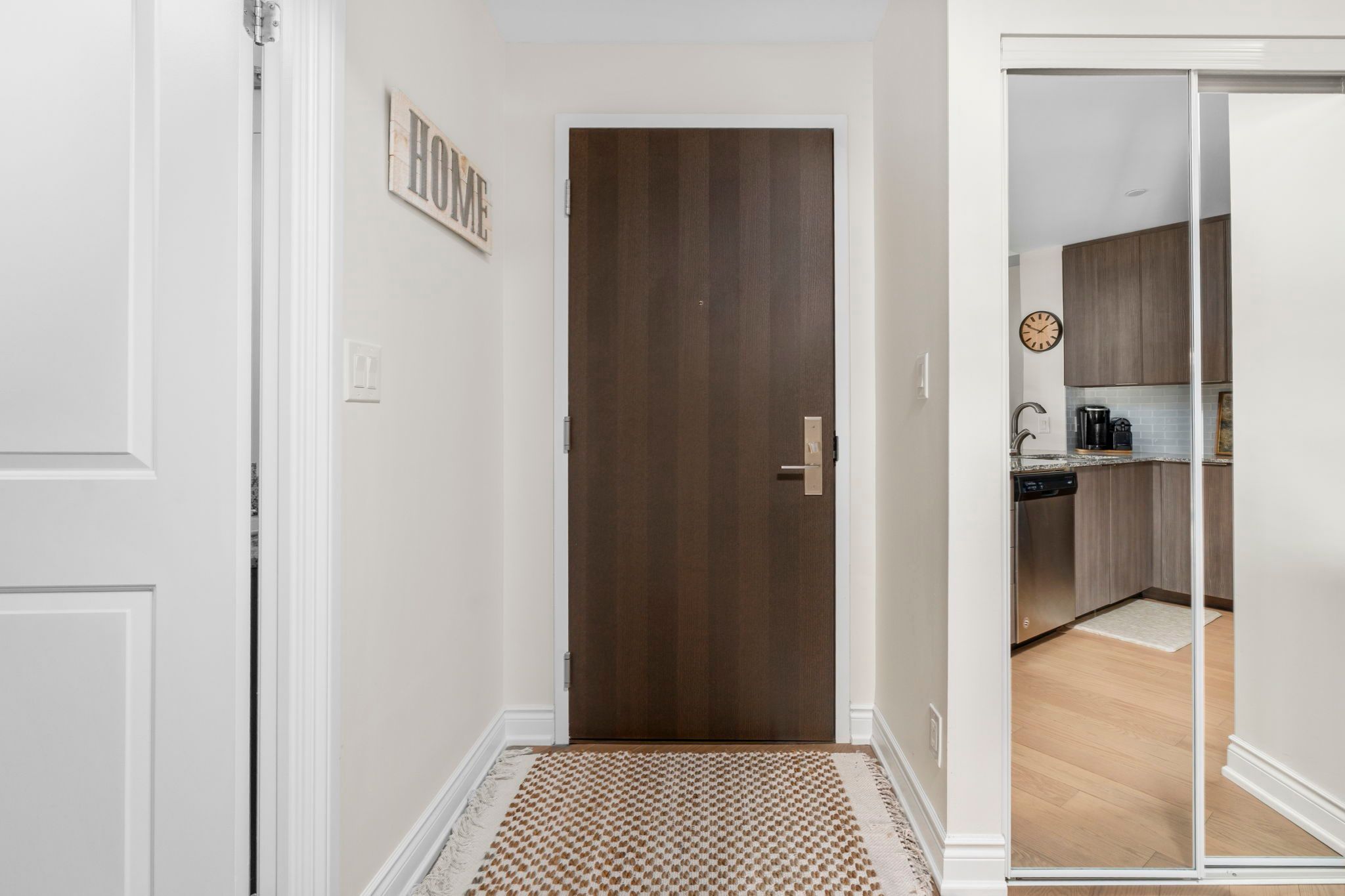 86 Woodbridge Avenue 232