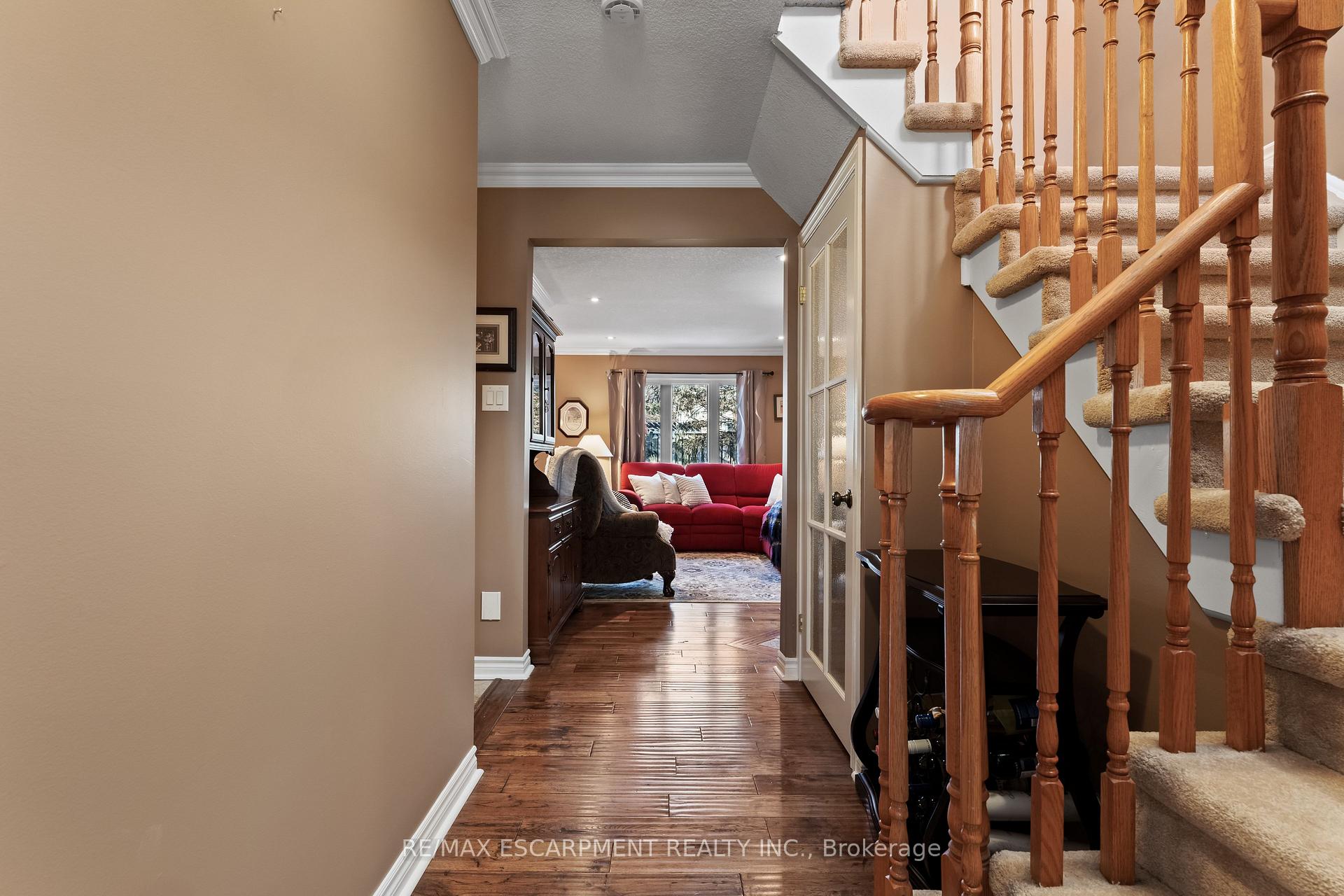 3 Bedrooms Condo at 79 Braeheid,  Hamilton For sale