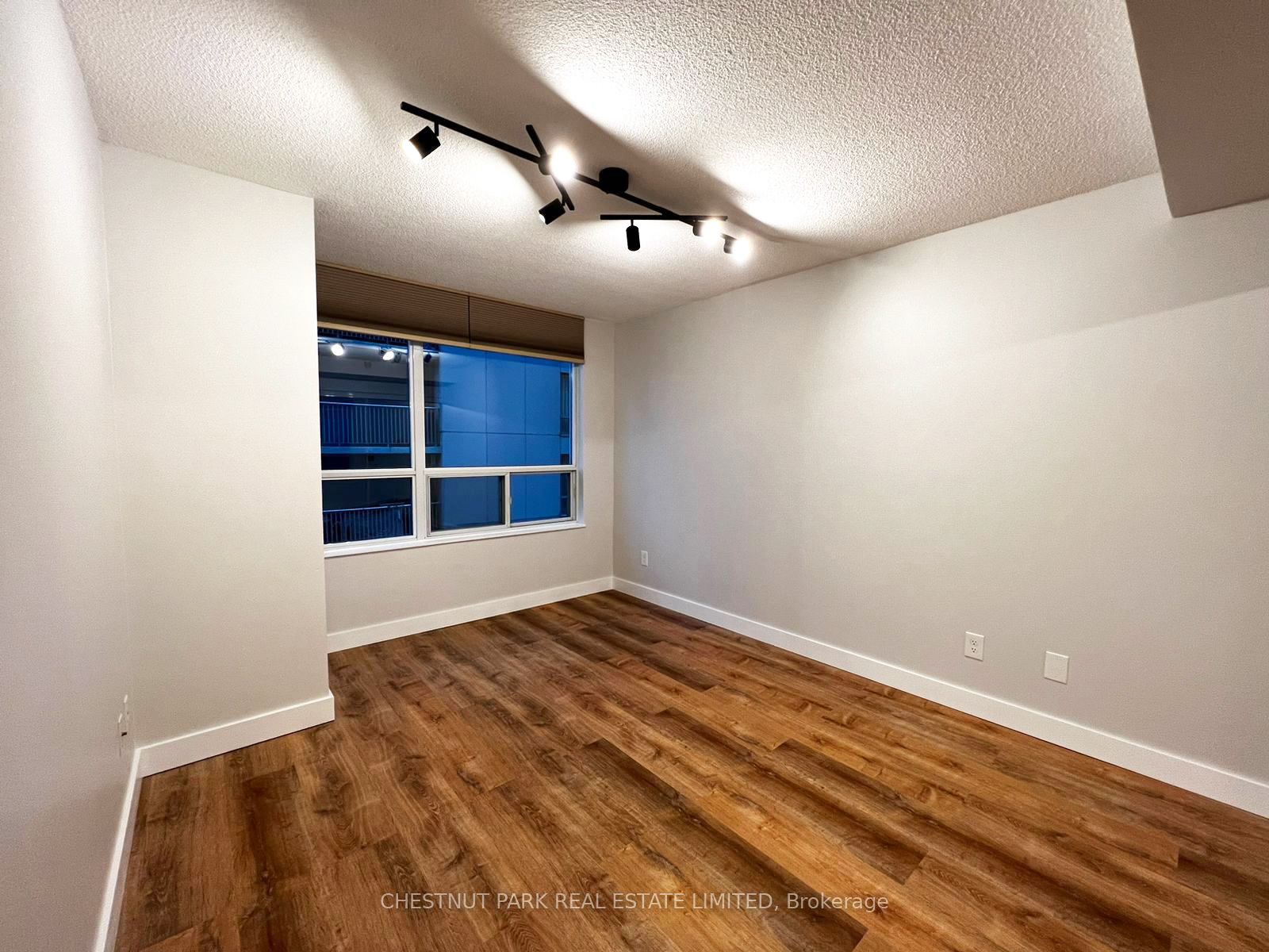 43 Eglinton Avenue E #909, Toronto C03 Yonge-Eglinton