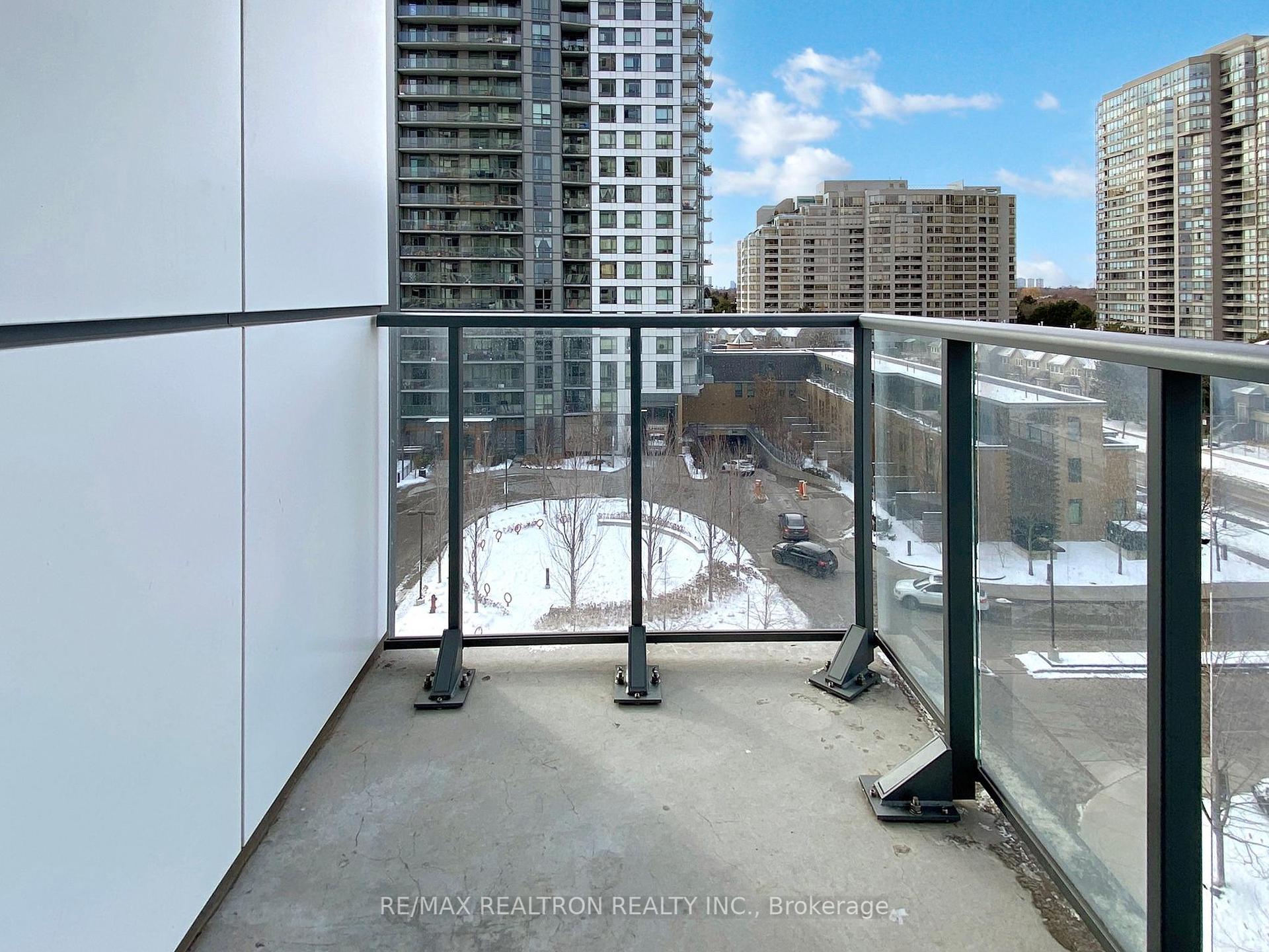 3 Bedrooms Condo at 195 Bonis, Toronto For sale