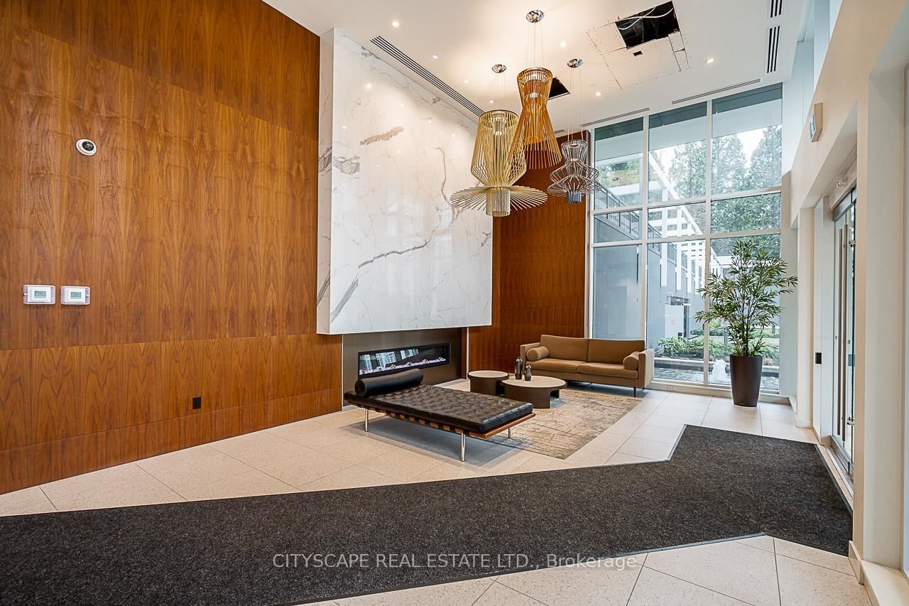 585 Austin Avenue, #1907