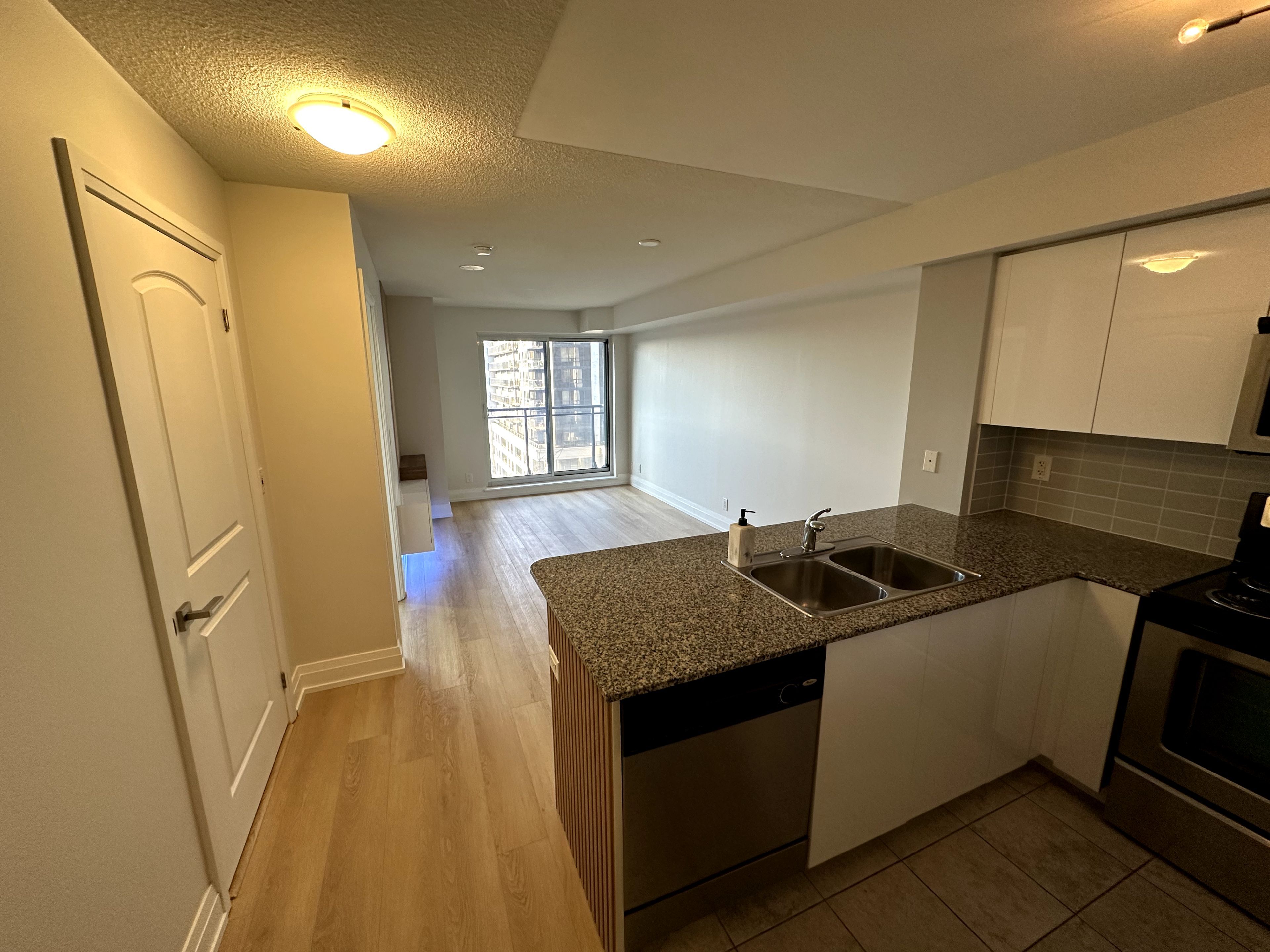1060 Sheppard Avenue W 719