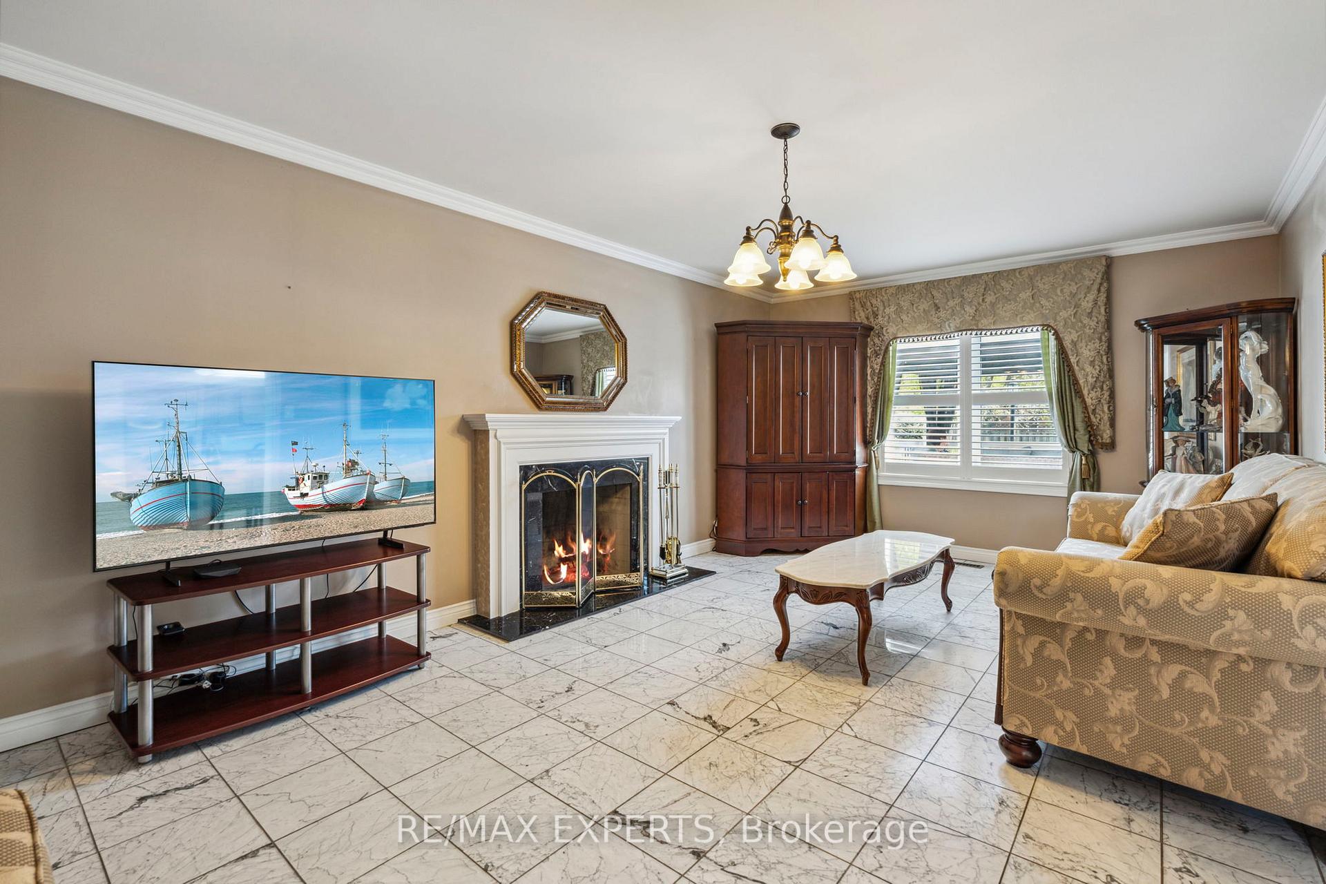 3623 East Park Court
