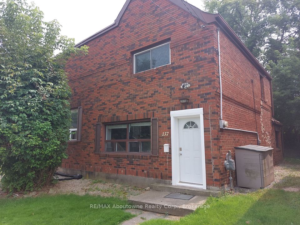 137 Whitney