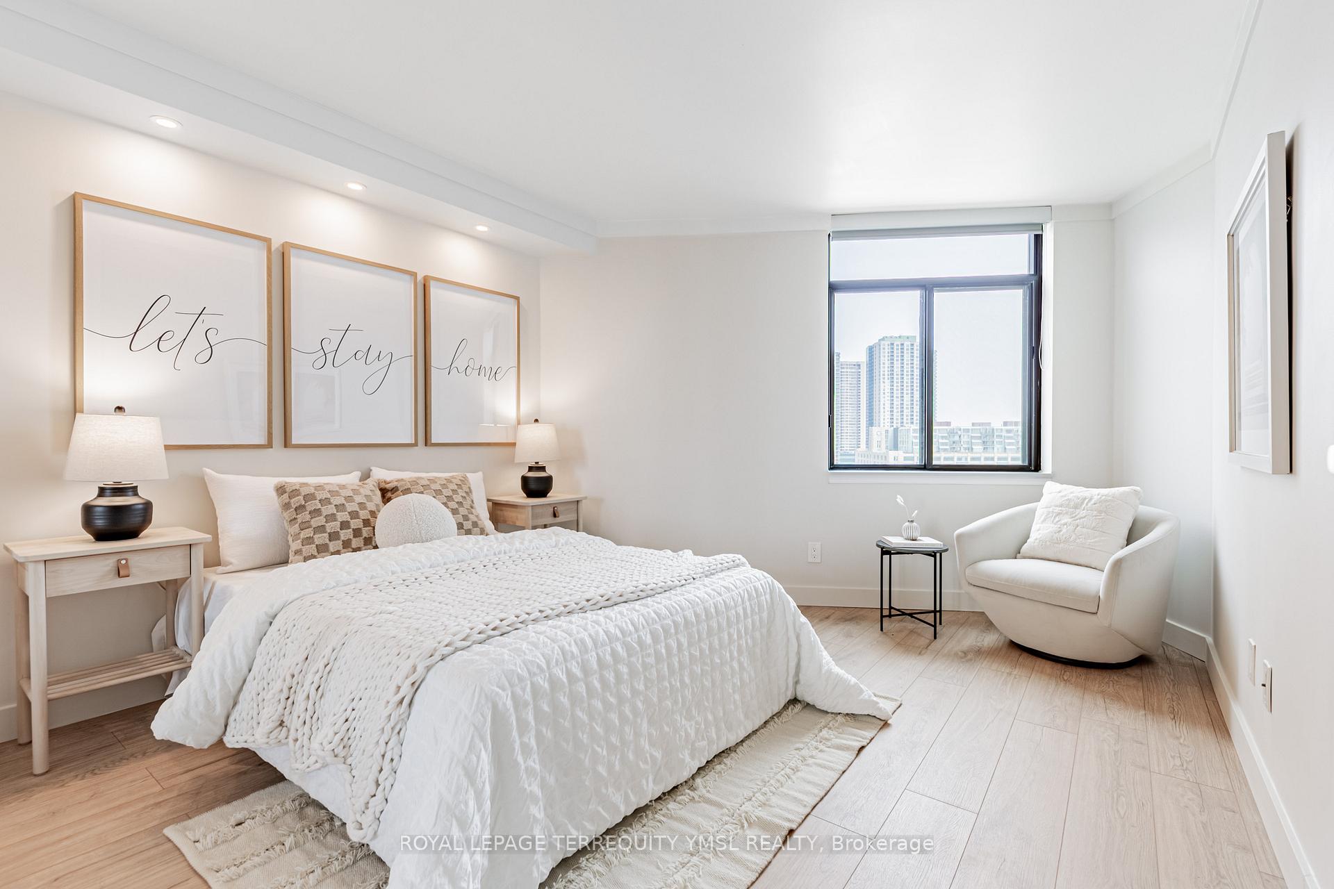 1 Bedroom Condo at 250 Queens, Toronto For sale