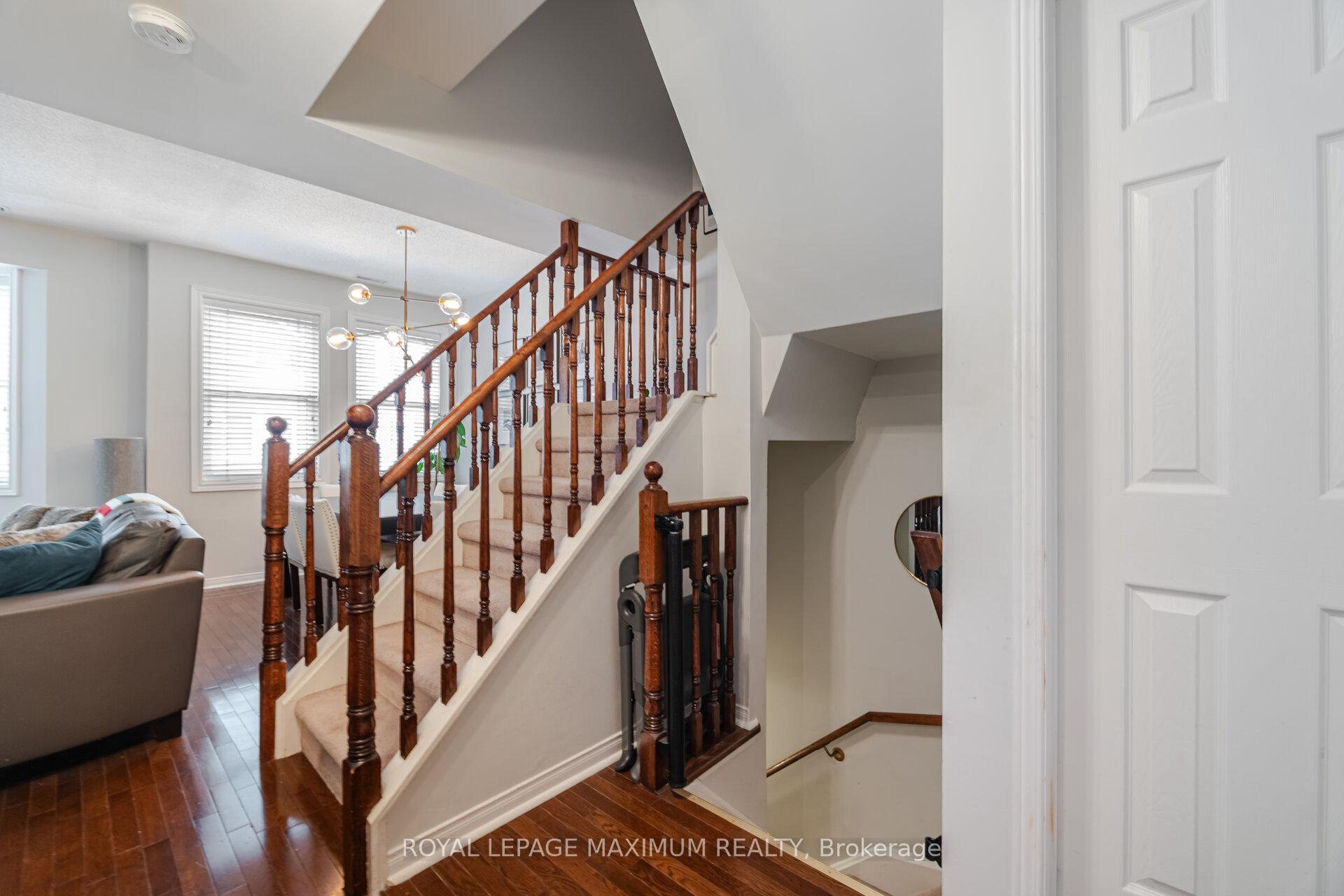 3 Bedrooms Condo at 760 Lawrence, Toronto For sale