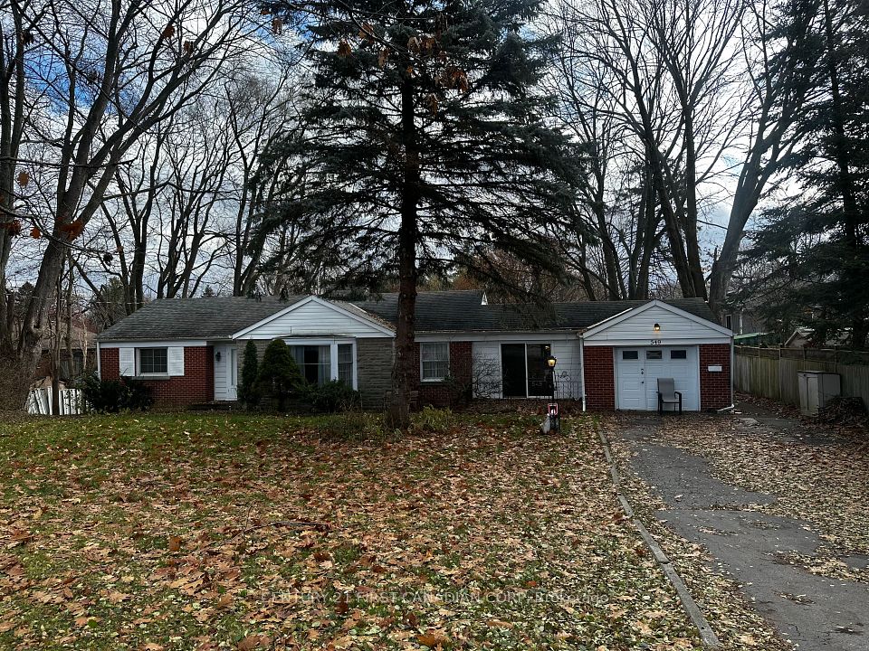 549 Fanshawe Park