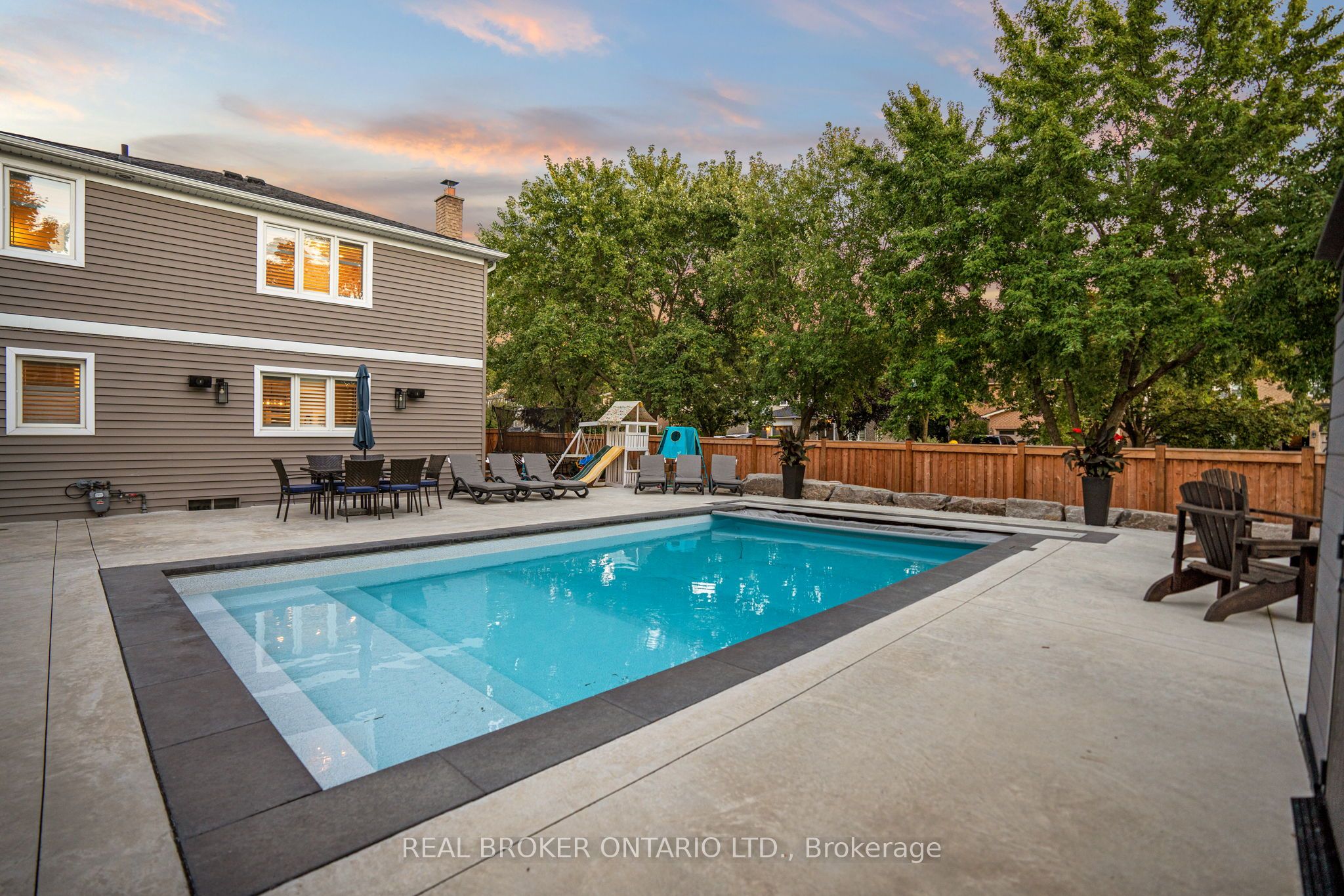 3 Oak Ridge Court