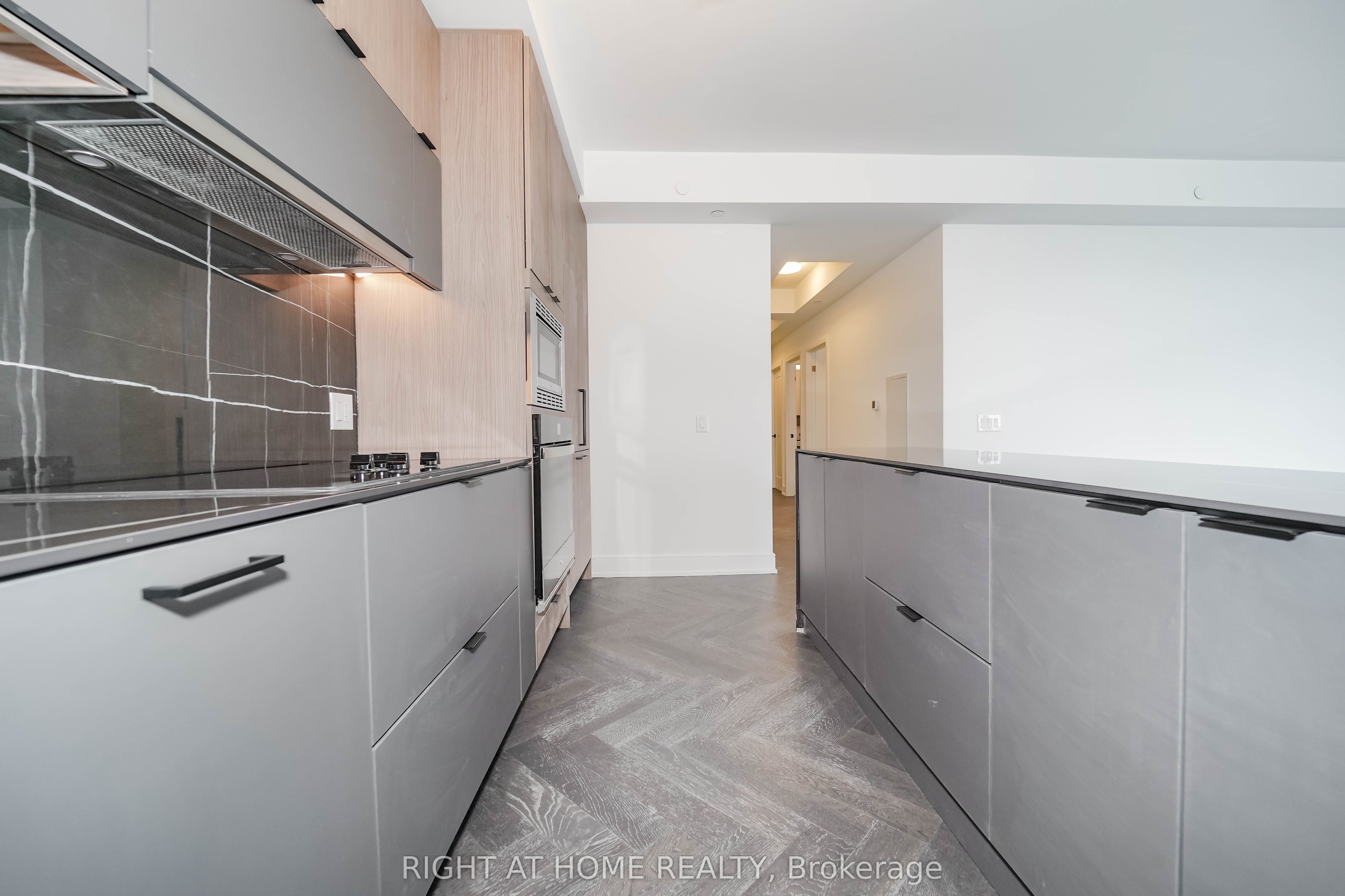 8888 Yonge Street, #1101