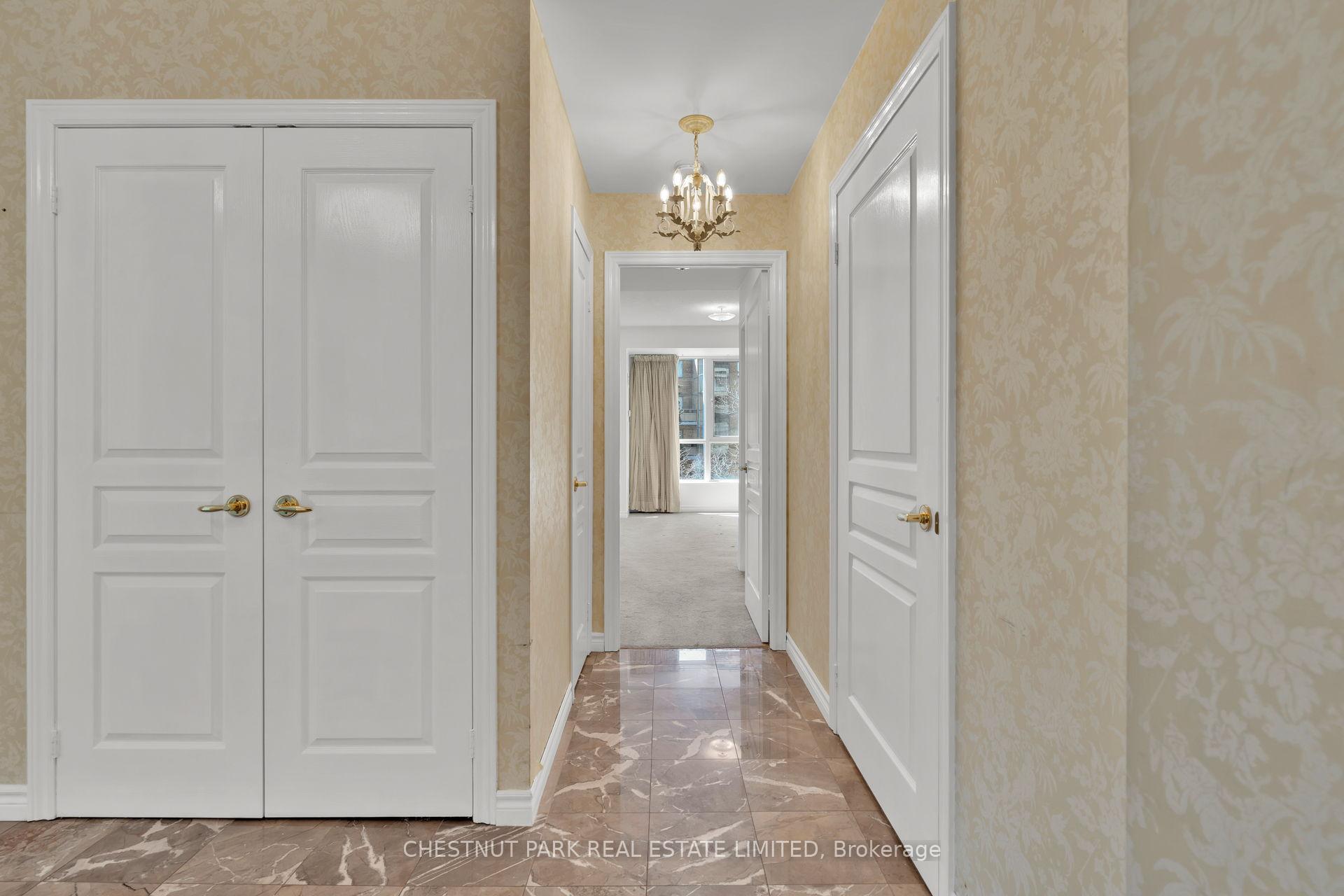 3 Bedrooms Condo at 2662 Bloor, Toronto For sale