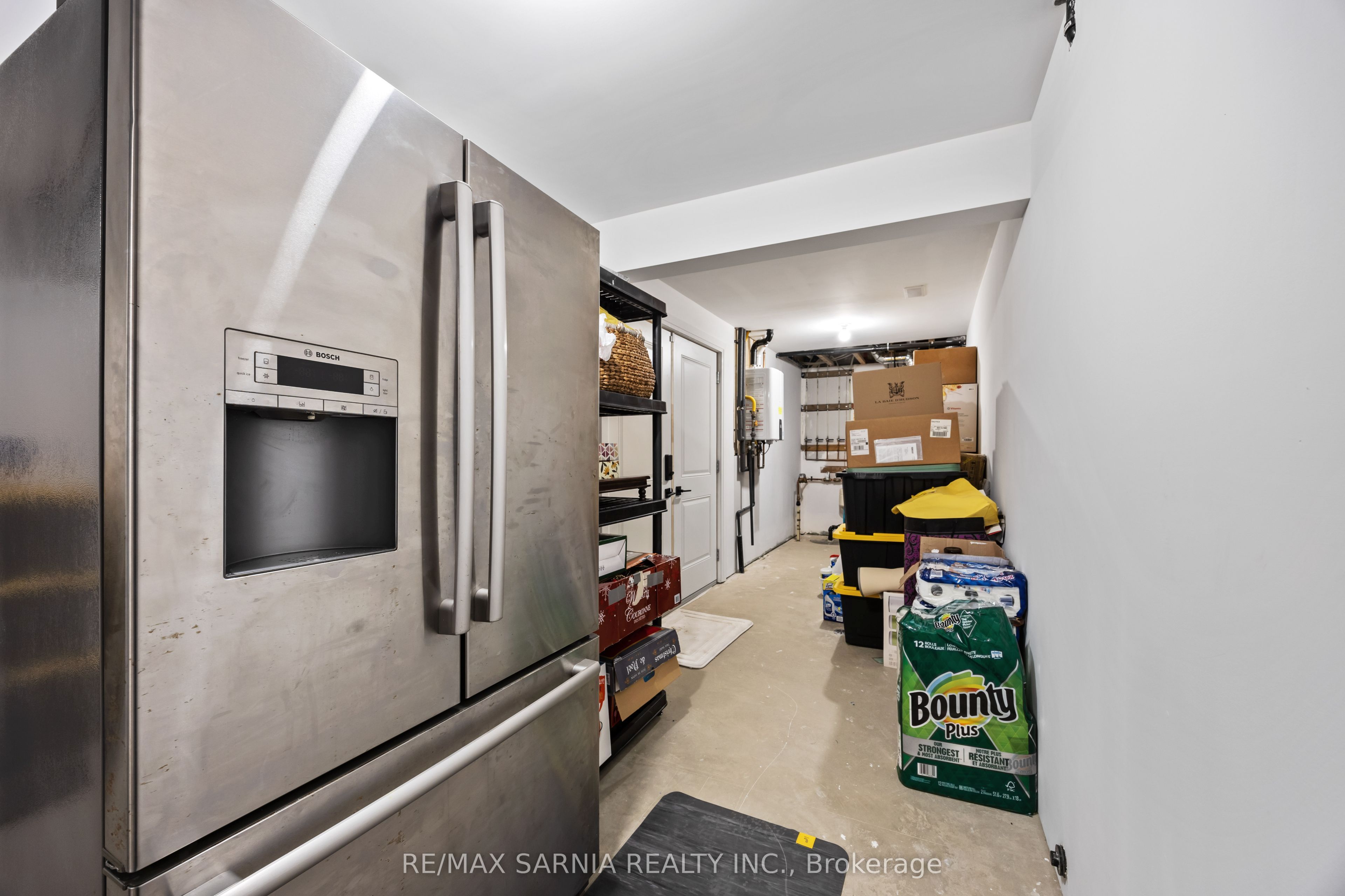 3575 Mia Lane, Plympton-Wyoming Plympton Wyoming