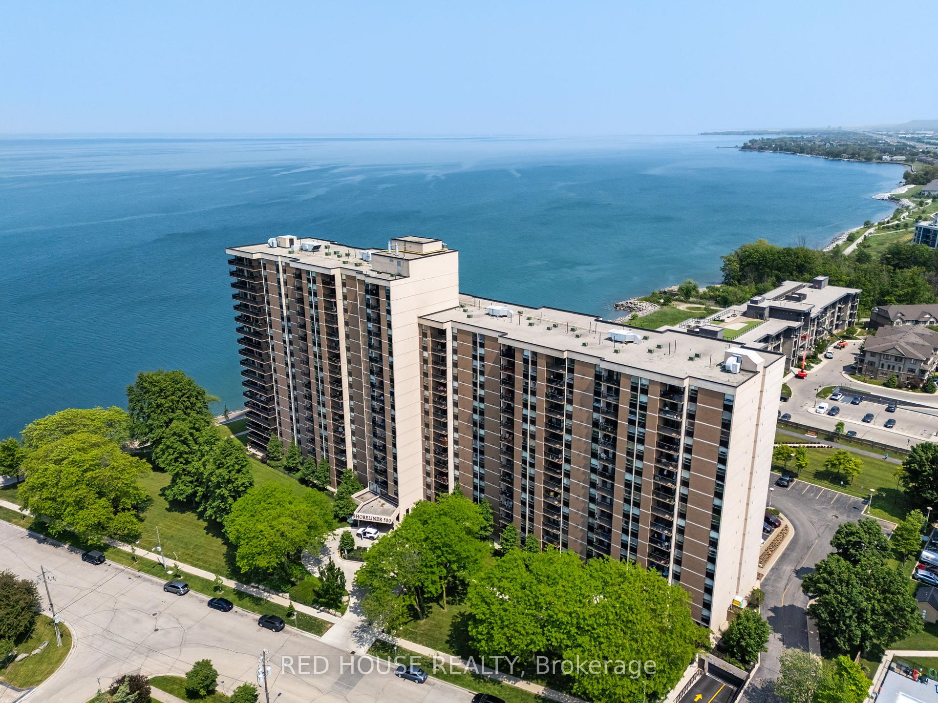 3 Bedrooms Condo at 500 Green, Hamilton For sale
