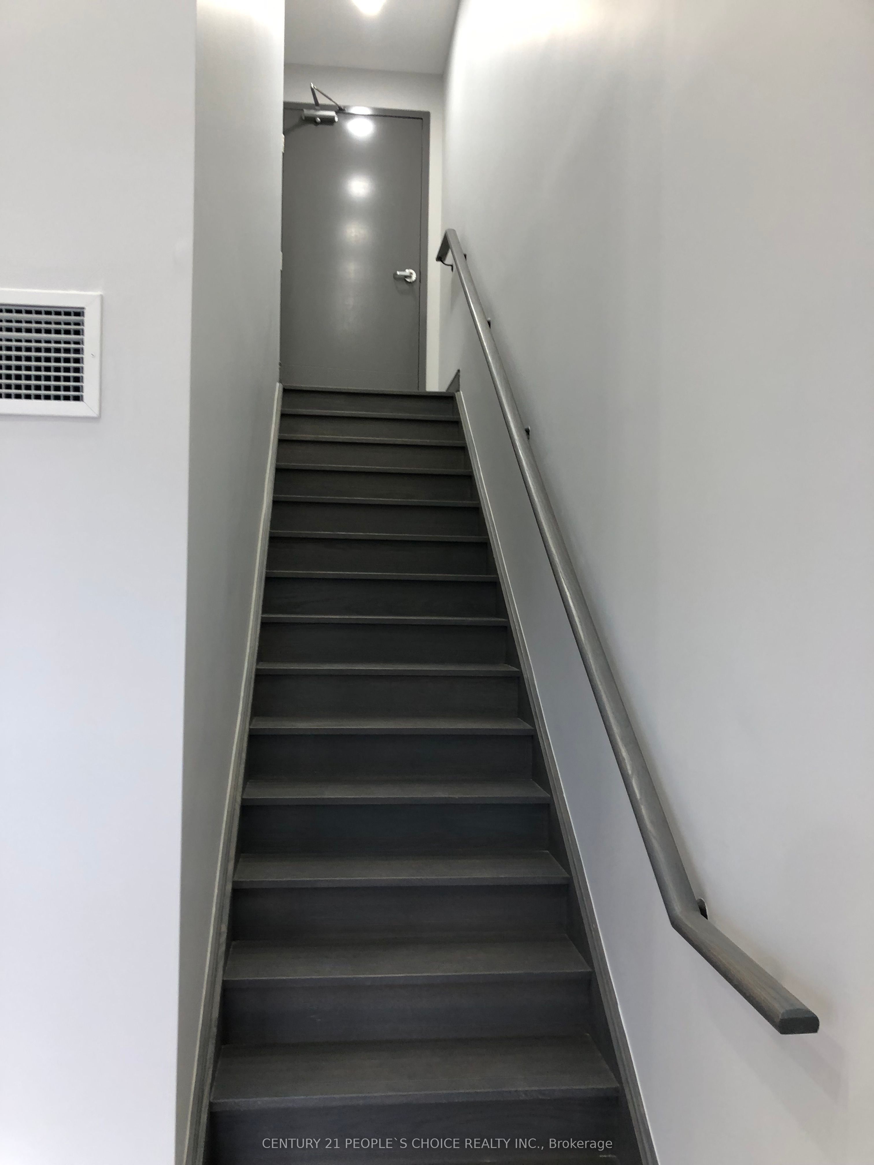 127 Westmore Drive E, #113 # Room 1