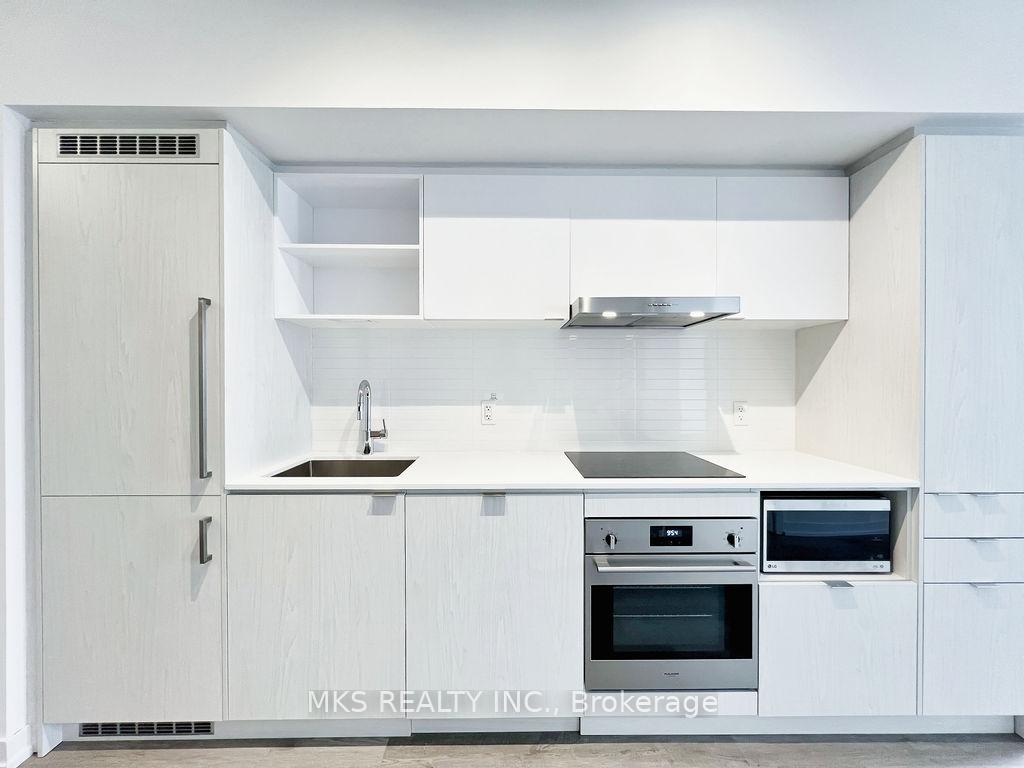 2 Bedrooms Condo at 55 Cooper,  Toronto For sale