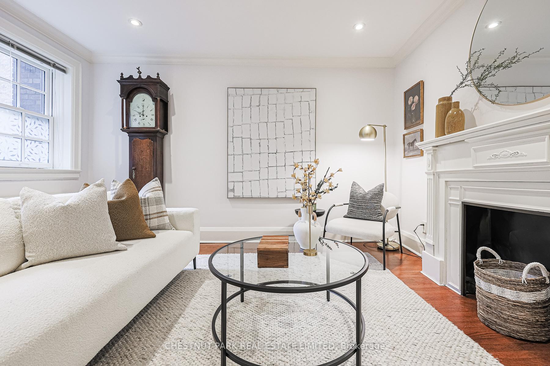 4 Bedrooms Condo at 480 Oriole, Toronto For sale