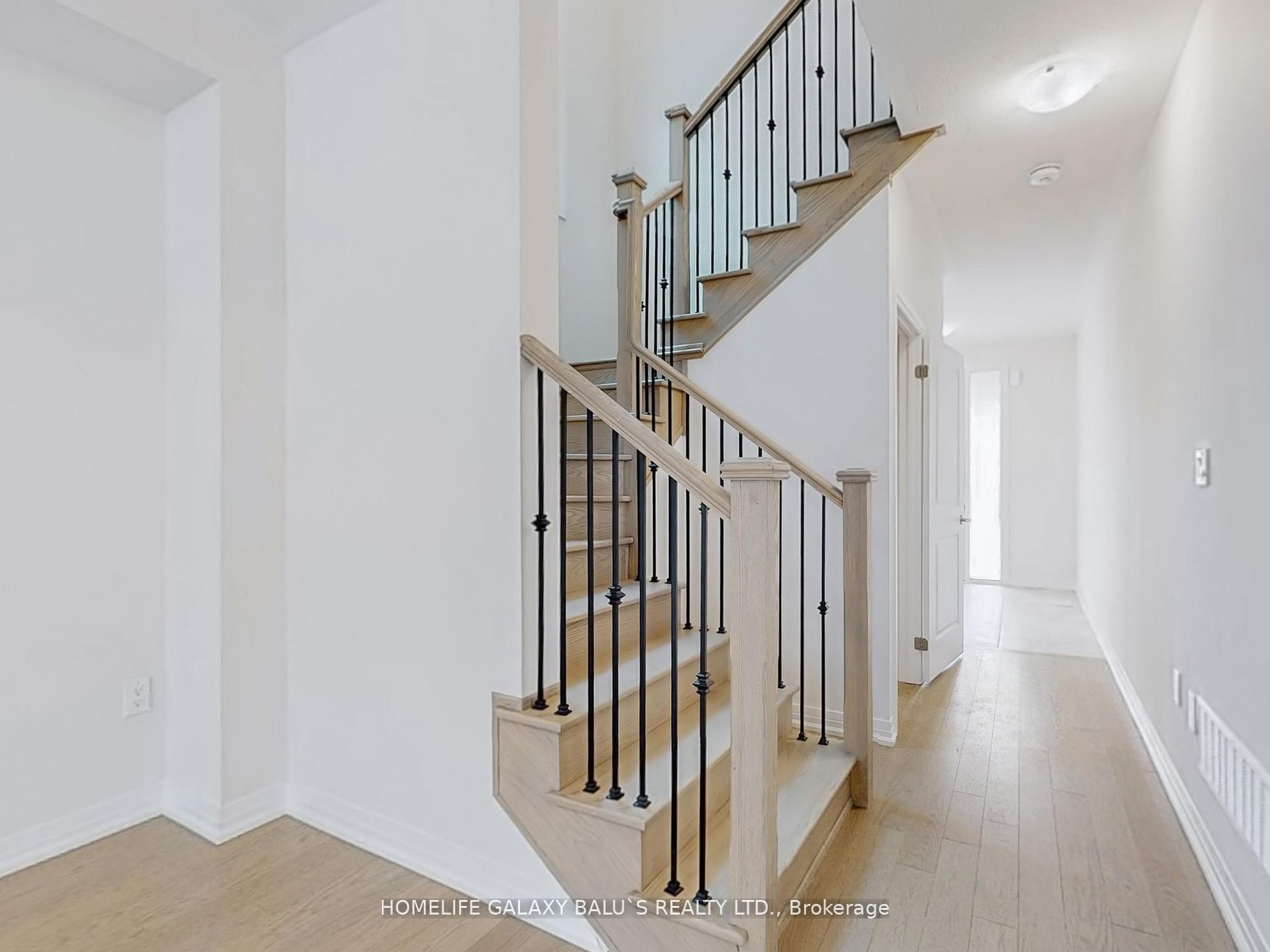 2966 Seagrass Street