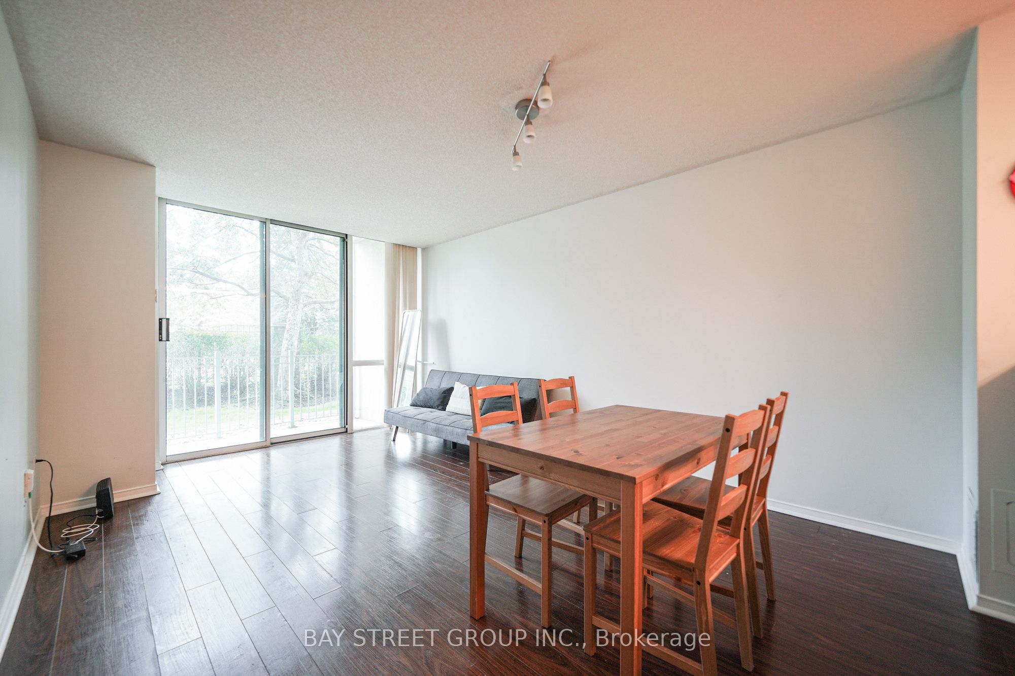 18 Pemberton Avenue, #106