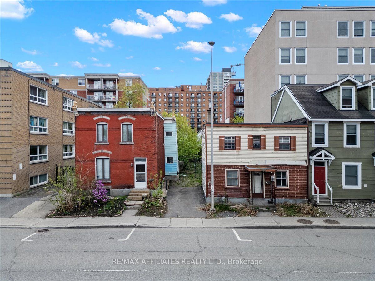 168-174 Murray Street N