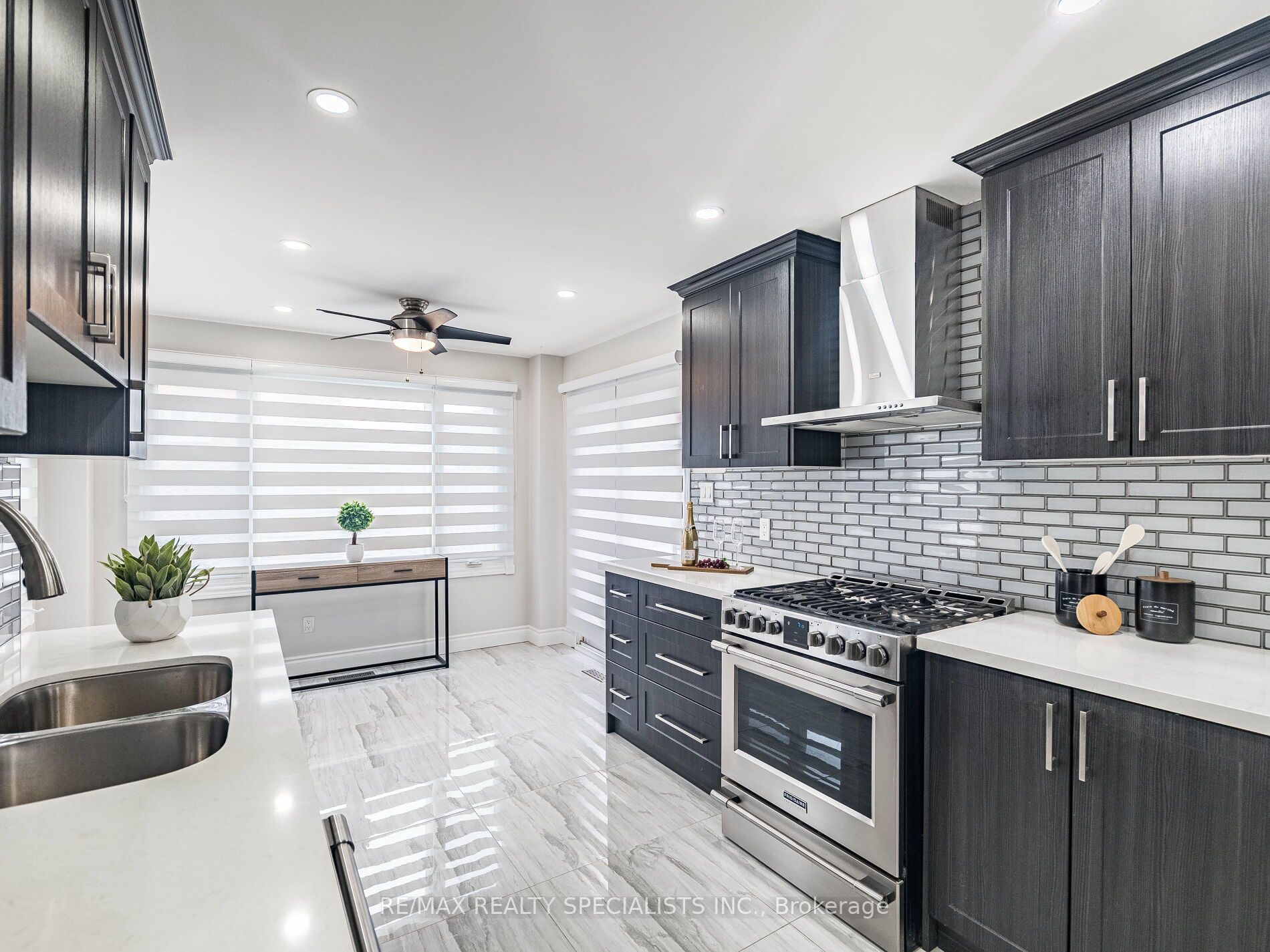 5 Brookview Road