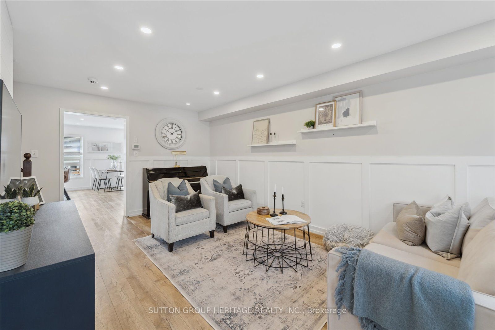 23 Vallance Way, #25