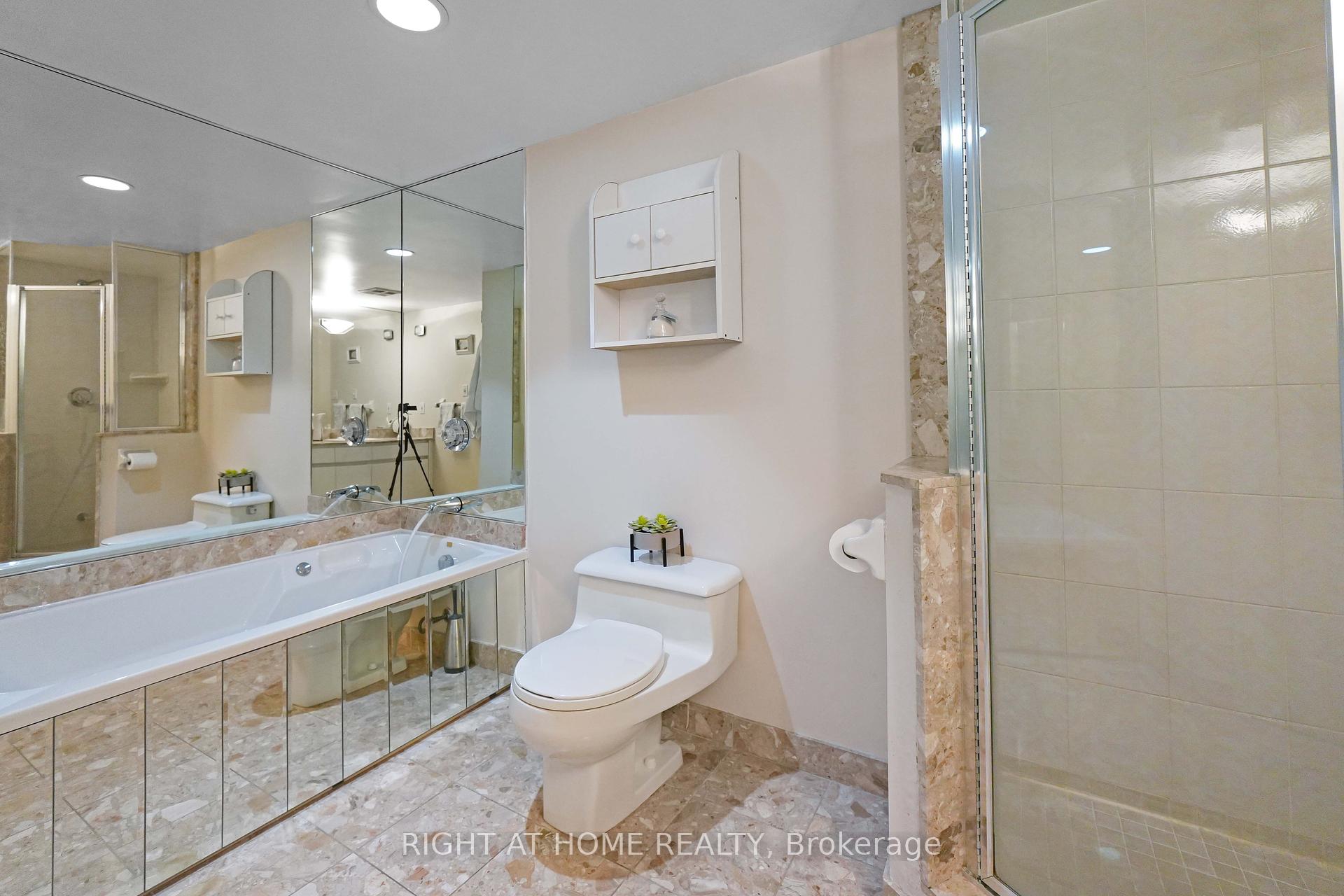 3 Bedrooms Condo at 20 Guildwood, Toronto For sale
