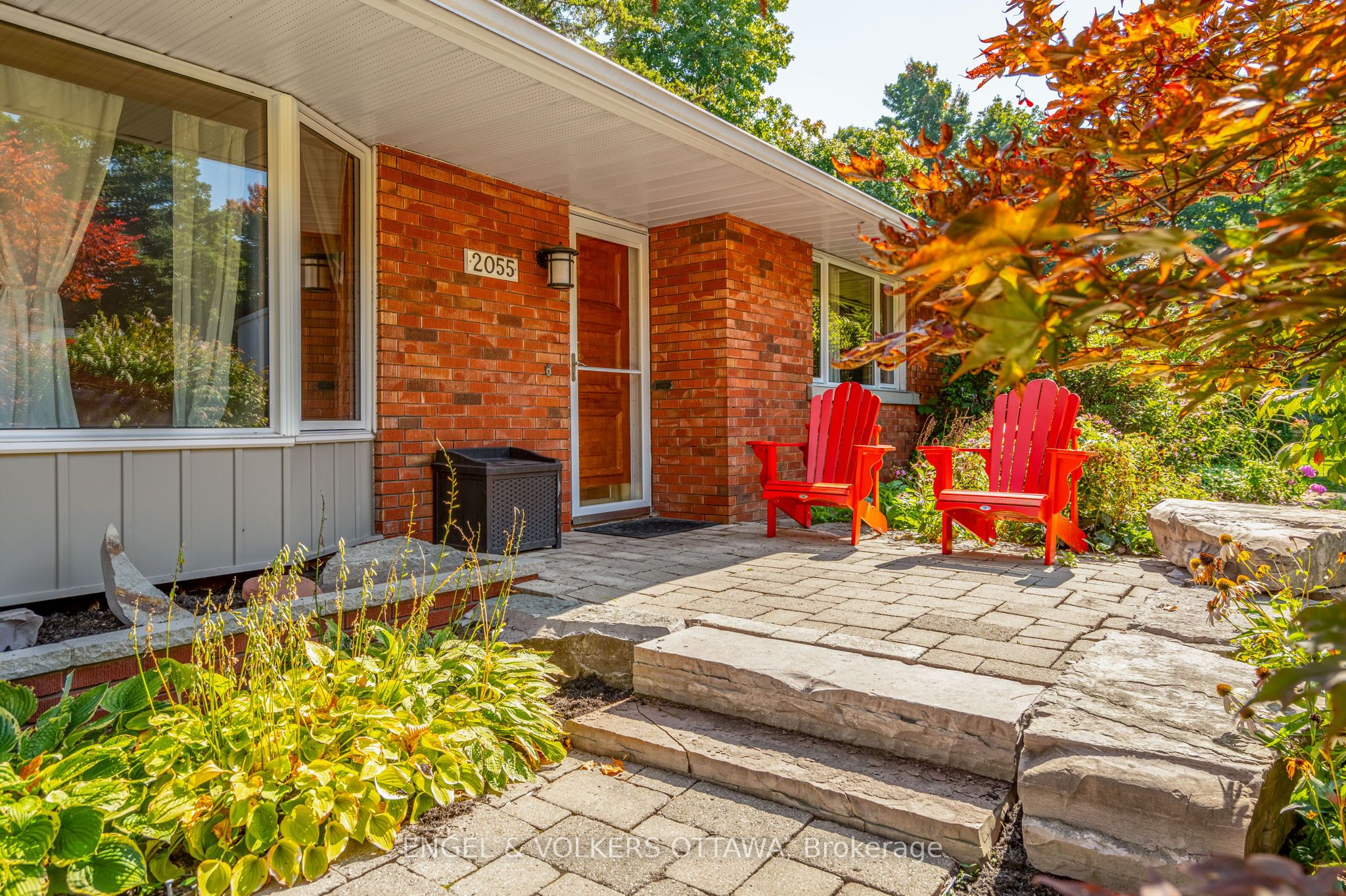 2055 Thorne Avenue, AltaVistaandArea, ON K1H 5X4