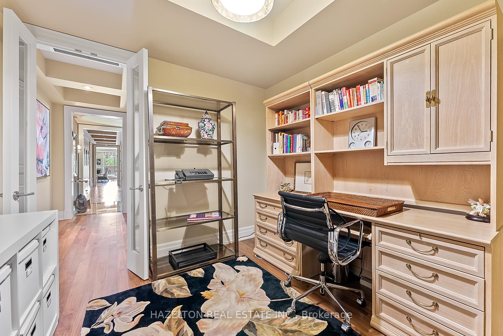 3 Bedrooms Condo at 155 St Clair, Toronto For sale