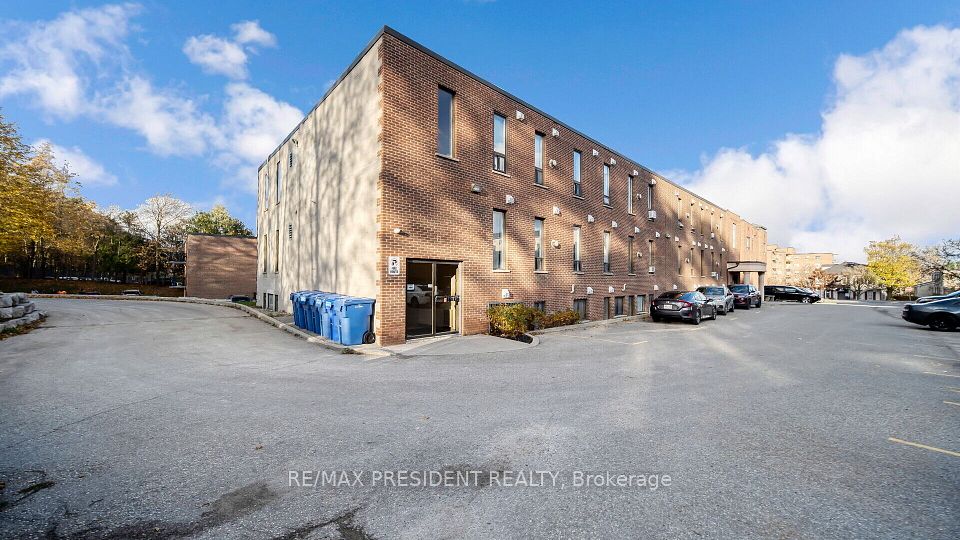 #301 - 70 First Street, Orangeville, ON L9W 2E5