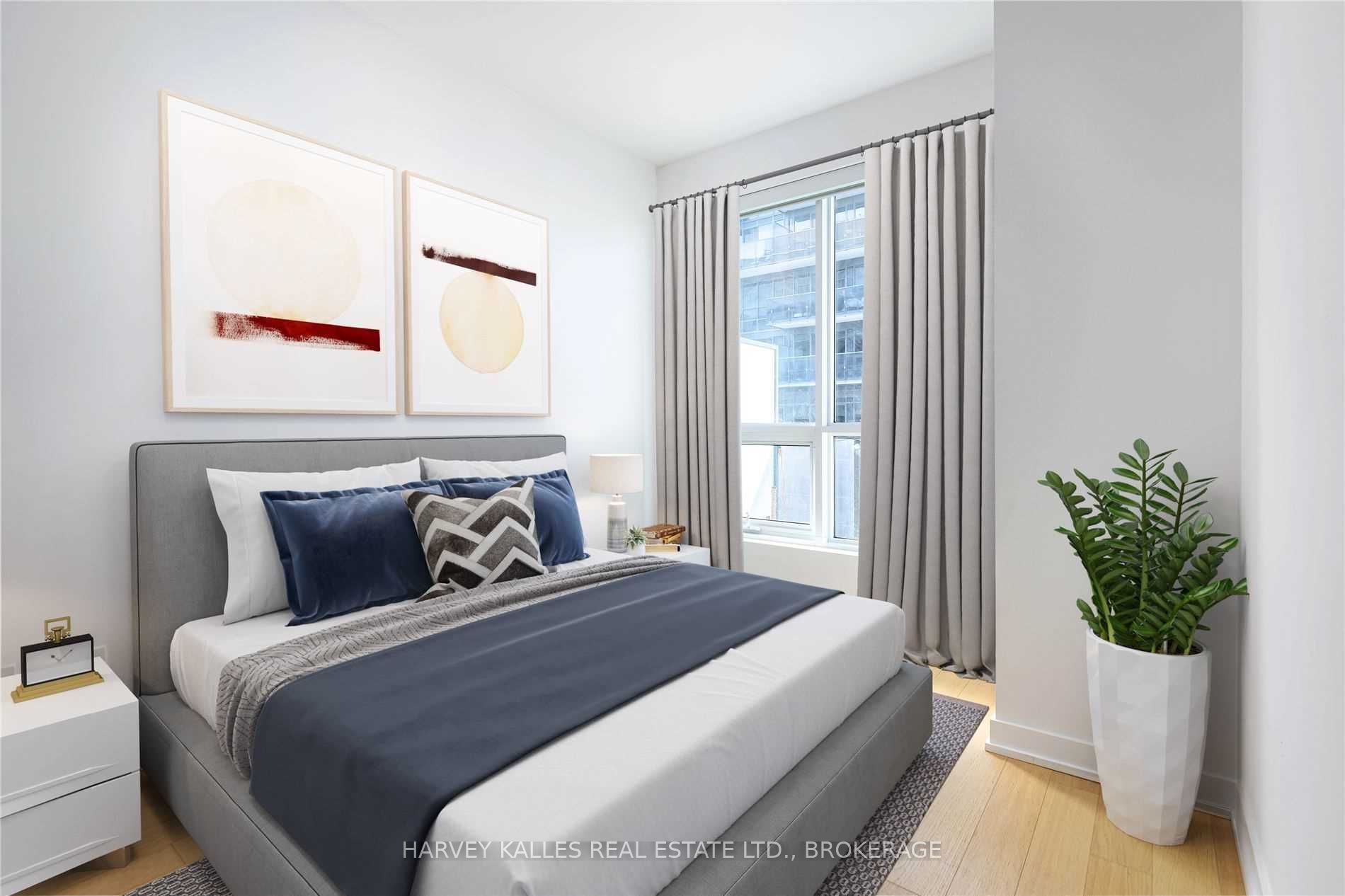 1030 King Street W 1002