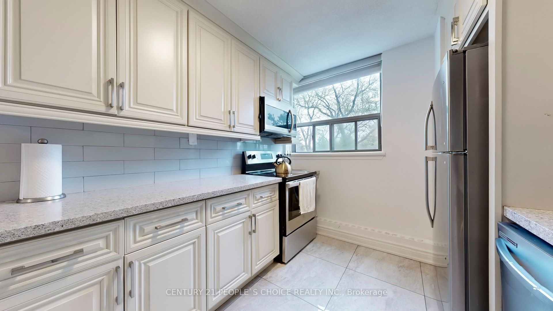 100 Wingarden Court, #216