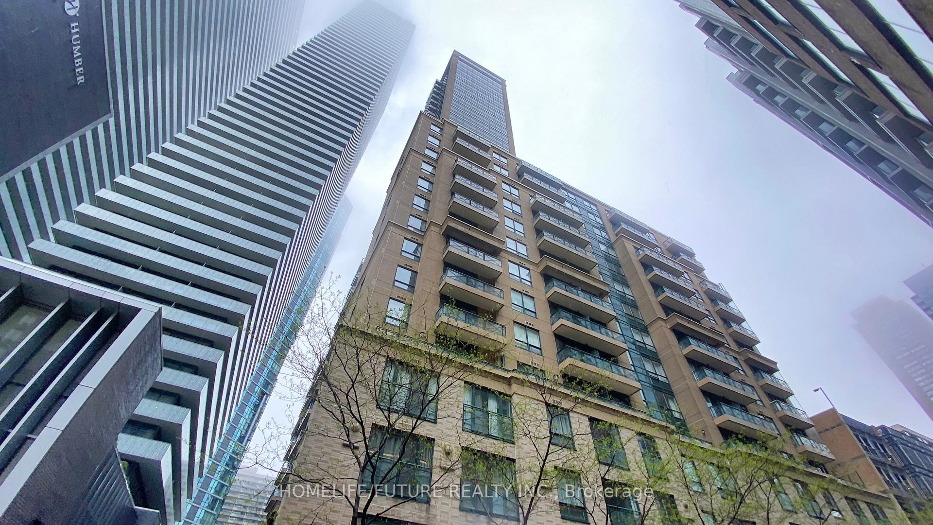 1 Bedroom Condo at 35 Hayden, Toronto For sale