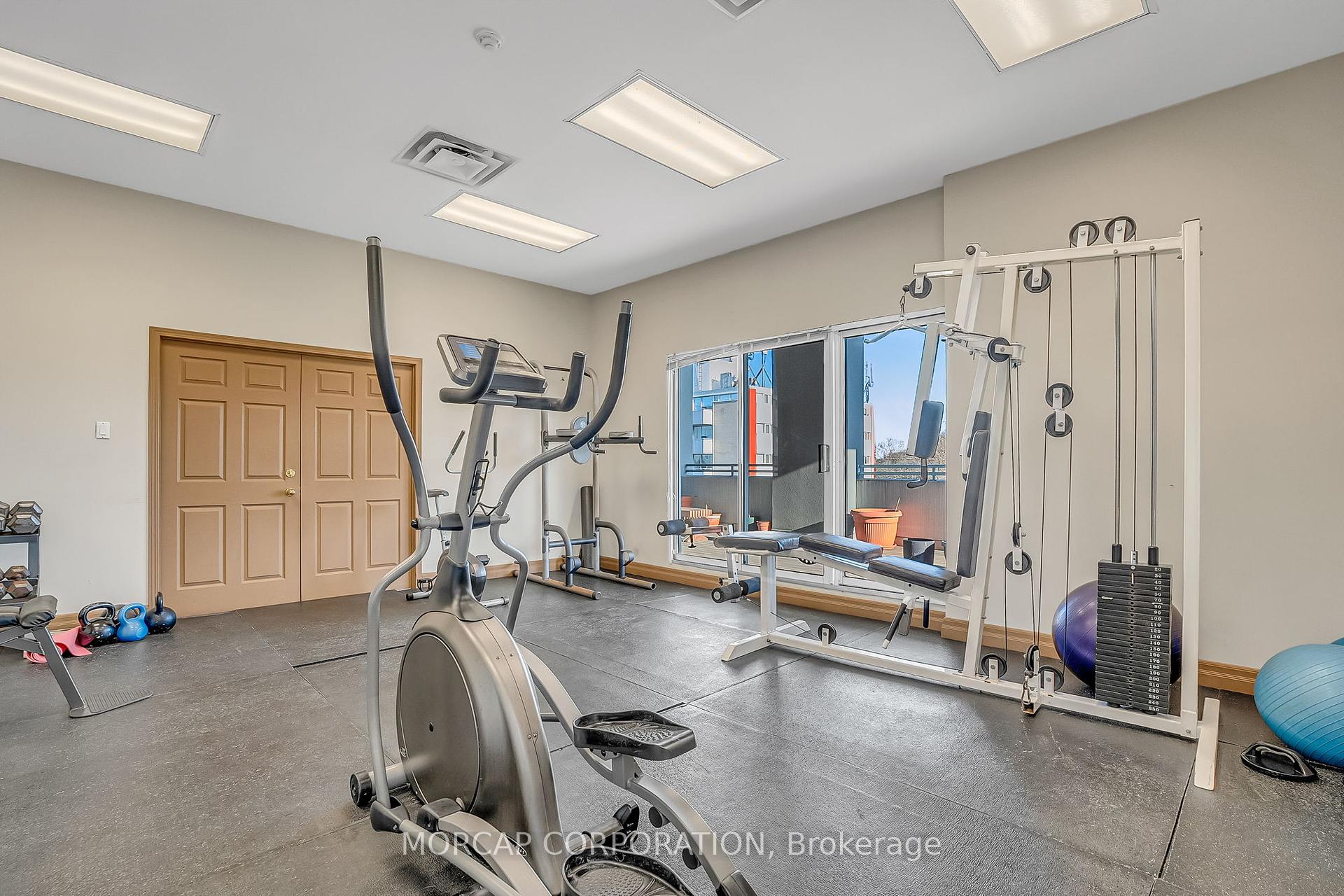 2 Bedrooms Condo at 600 Eglinton, Toronto For sale