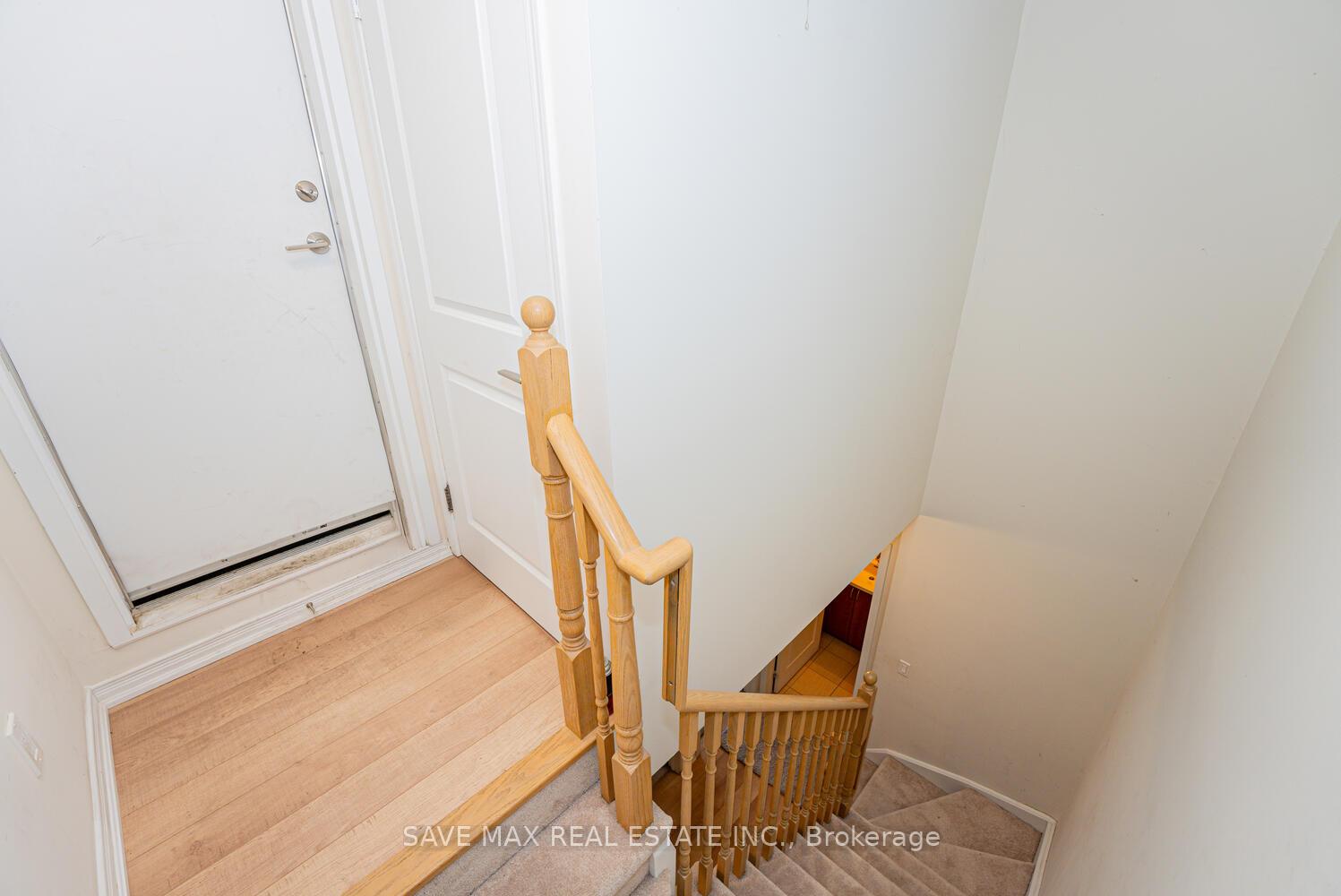 2 Bedrooms Condo at 1070 Progress, Toronto For sale