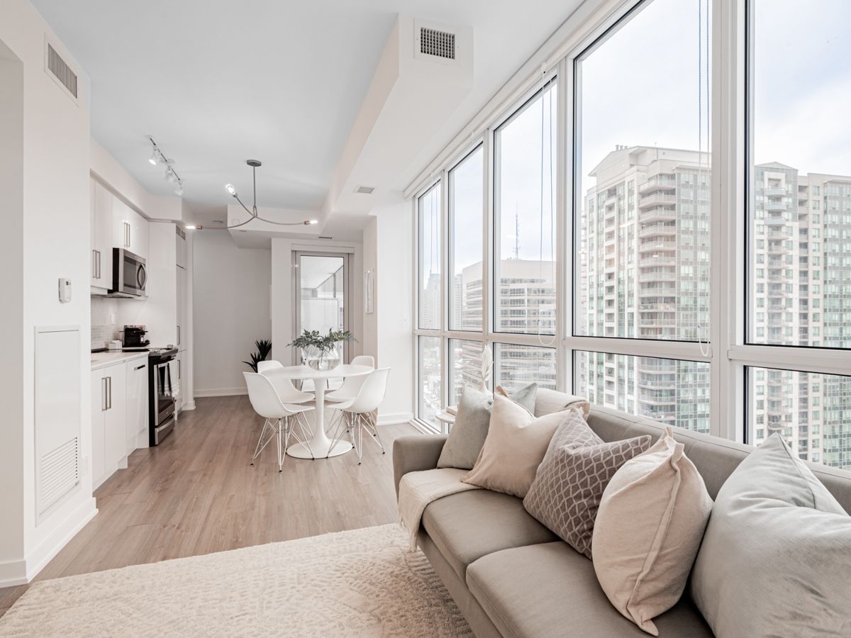 5180 Yonge Street 1107