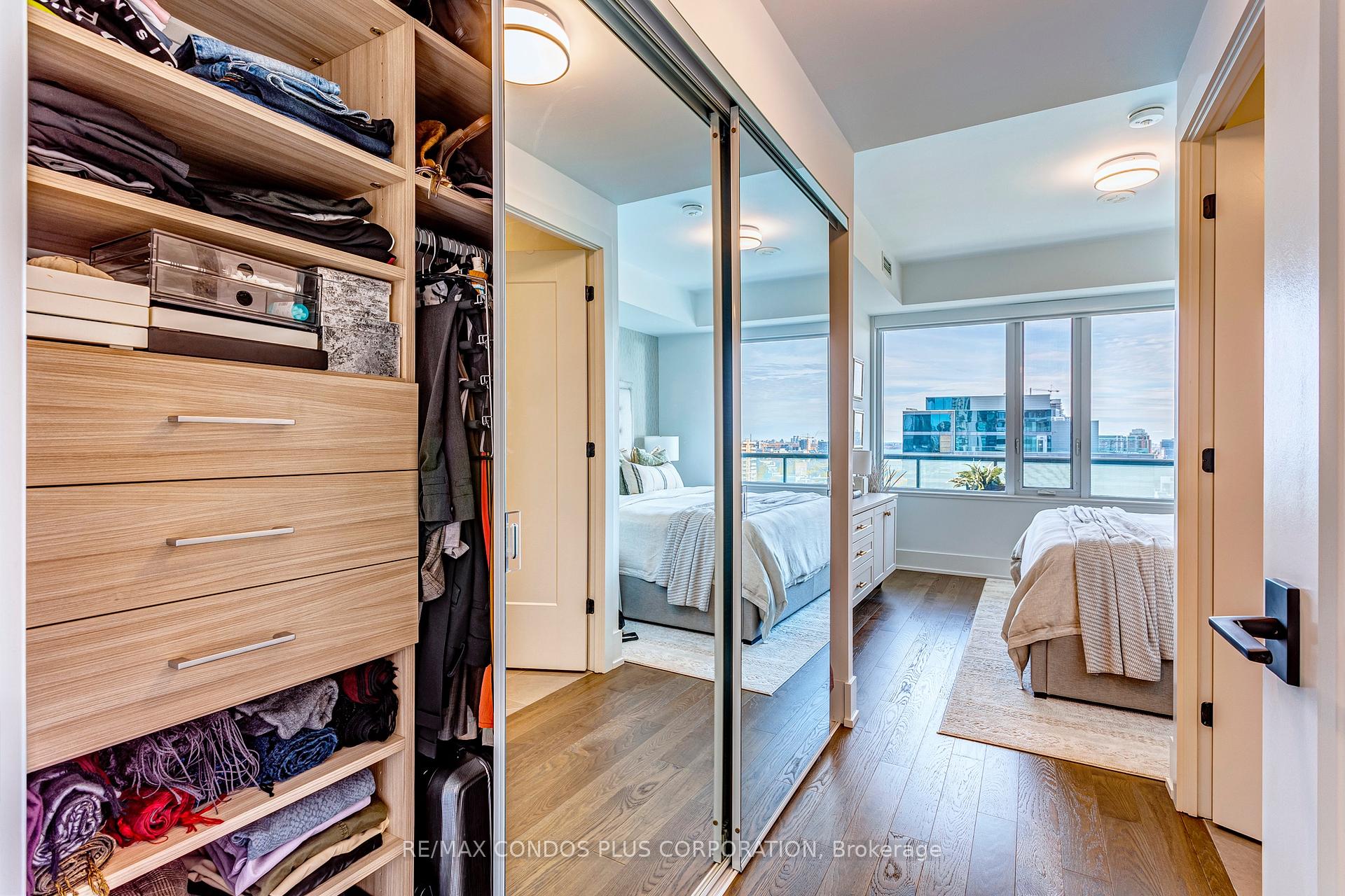 2 Bedrooms Condo at 480 Front, Toronto For sale