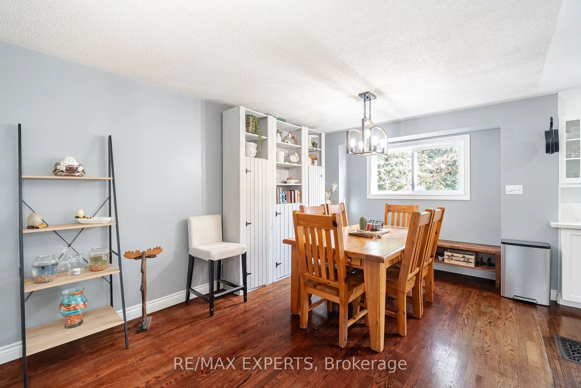 37 Erinlea Crescent