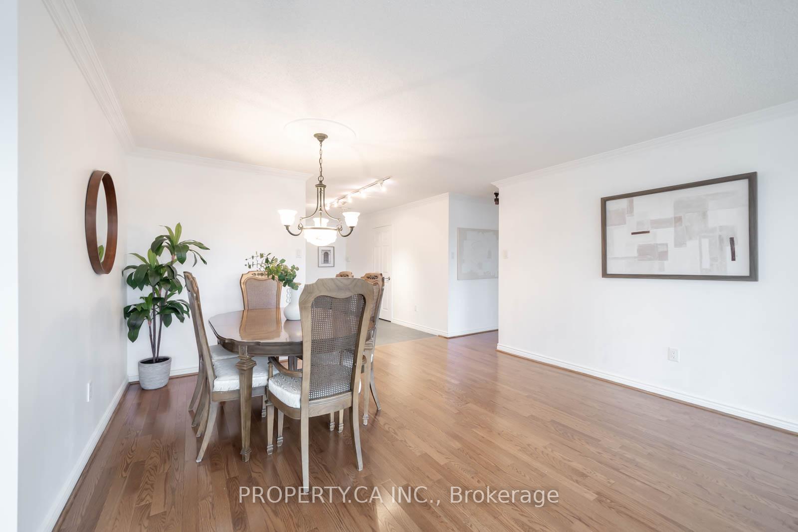 3 Bedrooms Condo at 7300 Yonge, Vaughan For sale